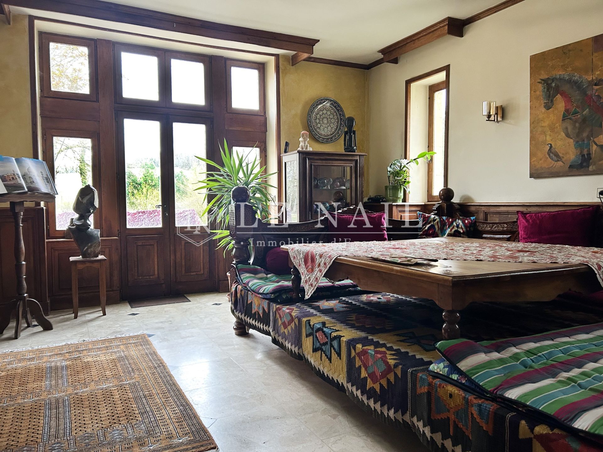 manoir 13 pièces en vente à NEVERS (58000)