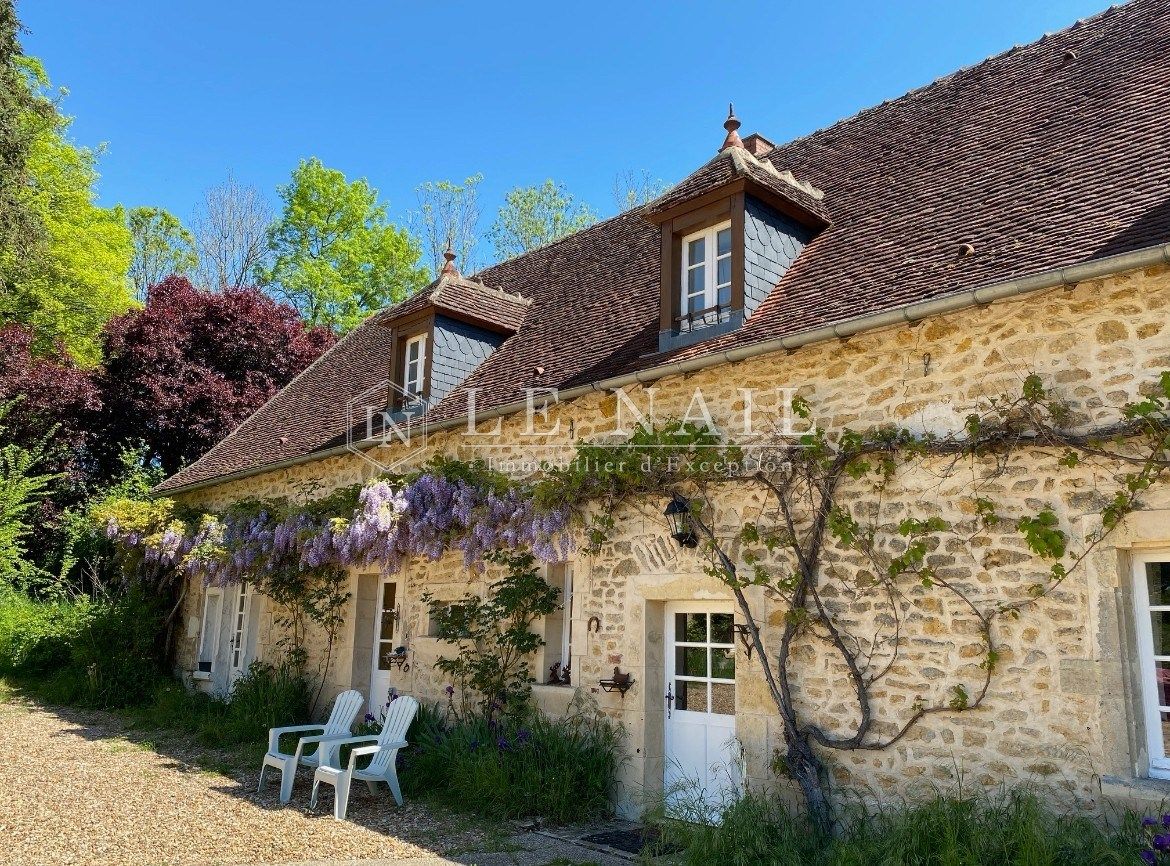 manoir 13 pièces en vente à NEVERS (58000)