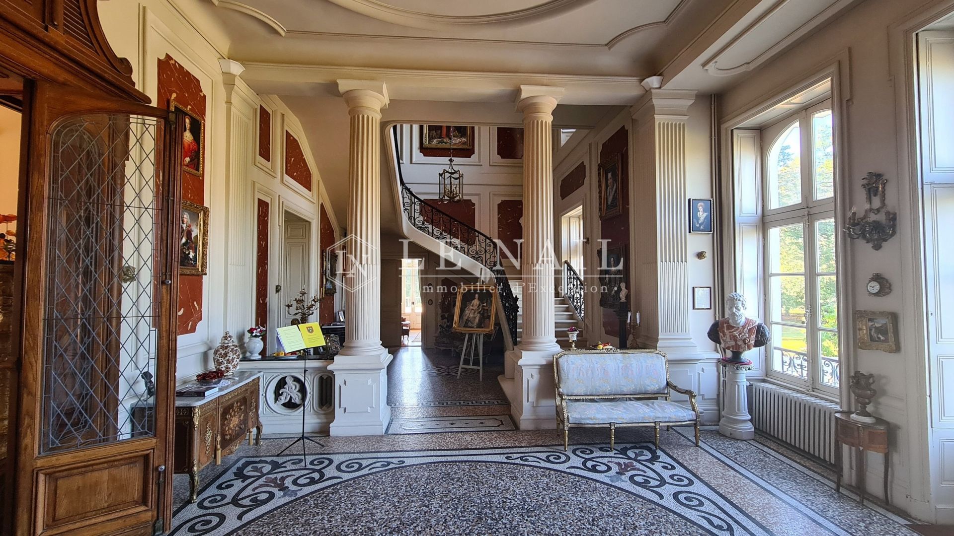 castle 32 rooms for sale on ANGERS (49000)