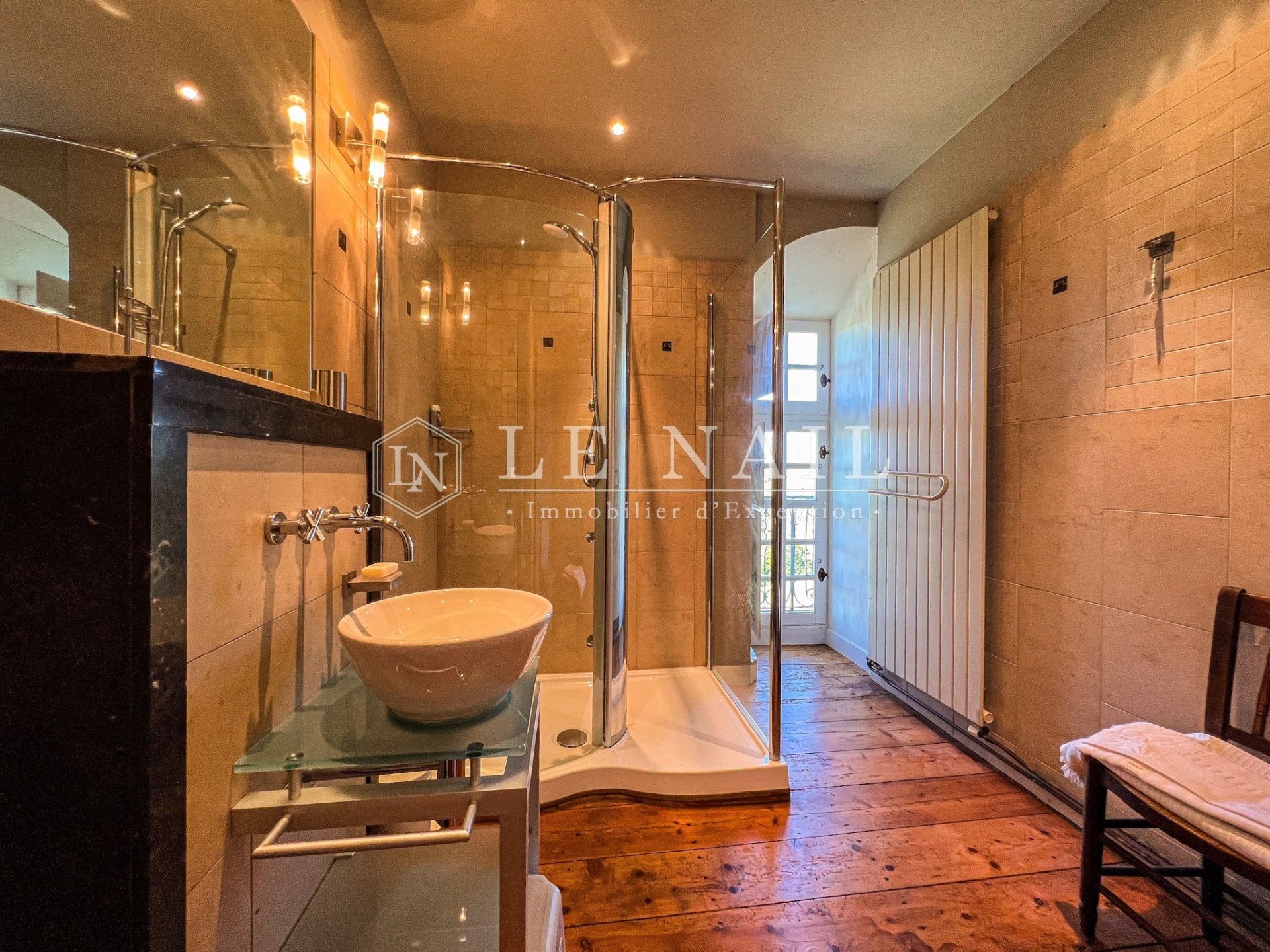 castle 11 rooms for sale on ANGOULEME (16000)