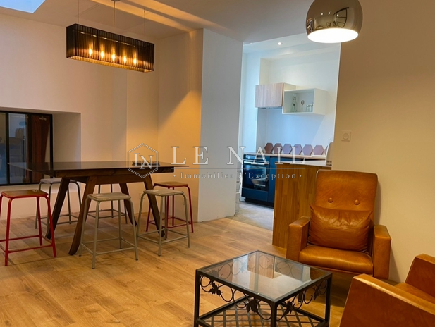 mansion (hôtel particulier) 8 rooms for sale on POITIERS (86000)