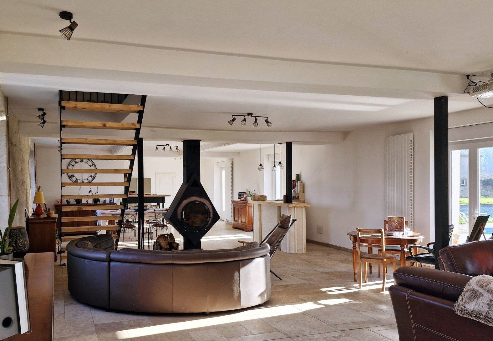 equestrian property 8 rooms for sale on MONTMORILLON (86500)