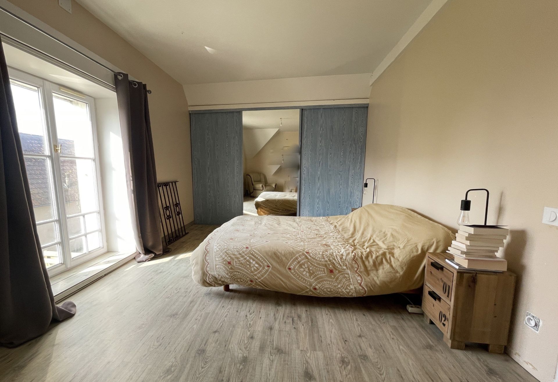 maison 8 pièces en vente à MONTMORILLON (86500)