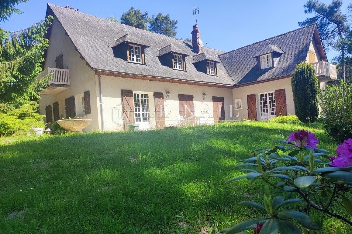 house 10 rooms for sale on TOURS (37000)