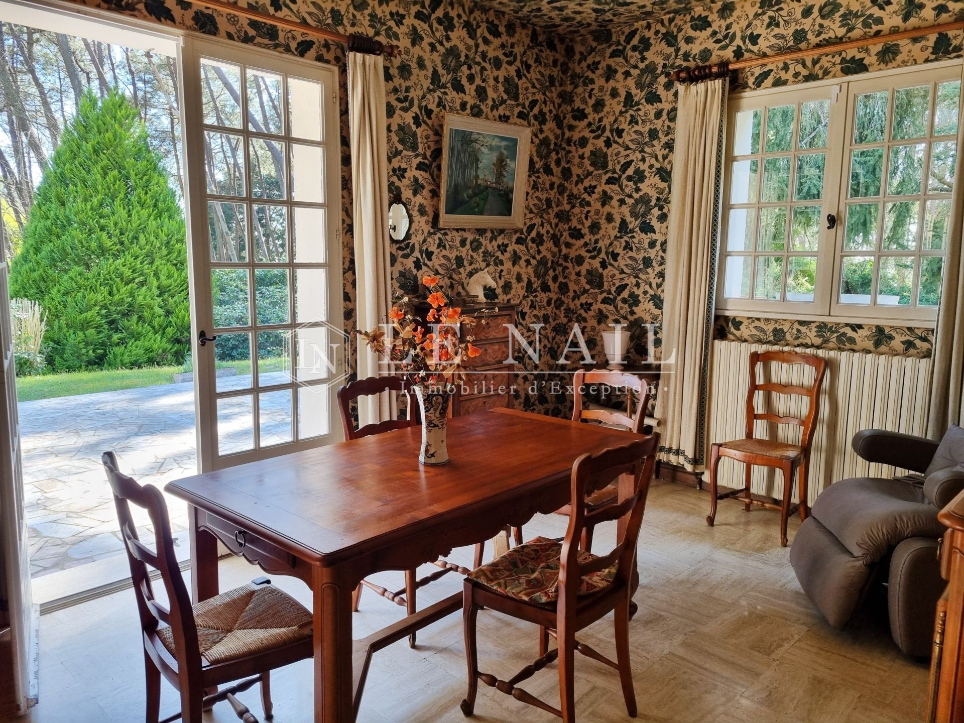house 10 rooms for sale on TOURS (37000)