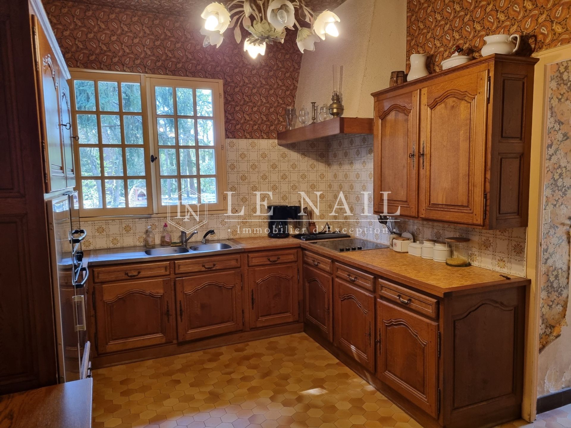 house 10 rooms for sale on TOURS (37000)