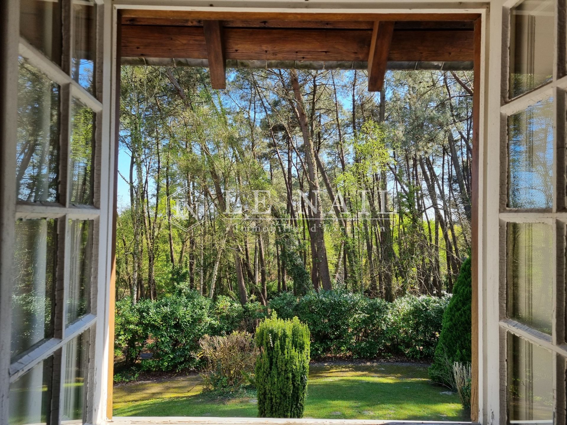 house 10 rooms for sale on TOURS (37000)