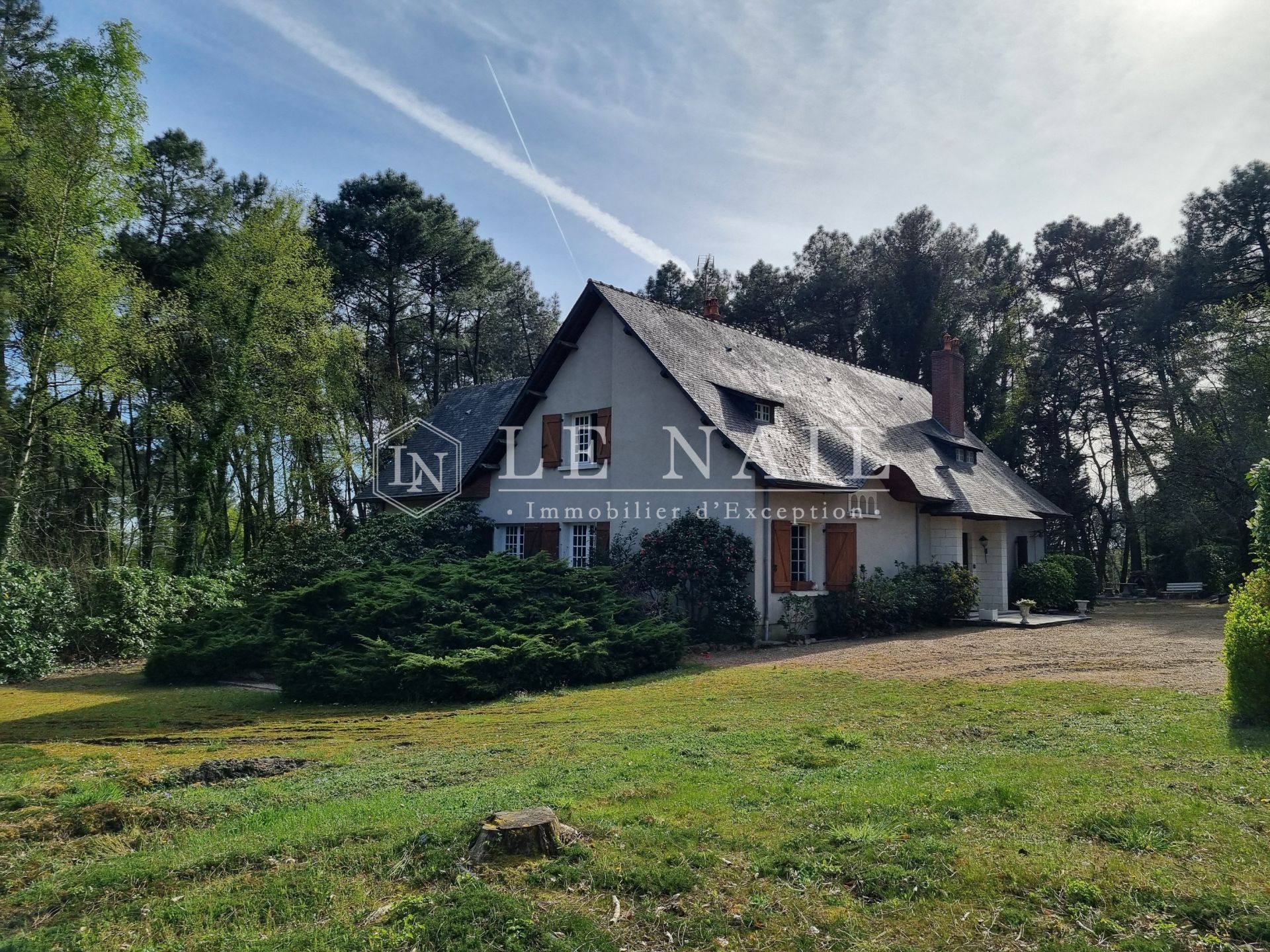 house 10 rooms for sale on TOURS (37000)
