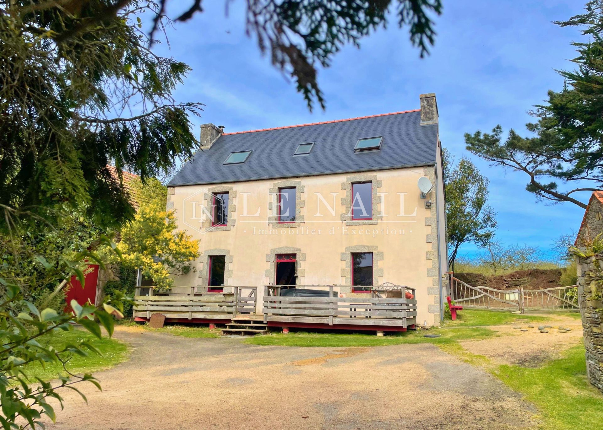 propriété 9 pièces en vente à MORLAIX (29600)