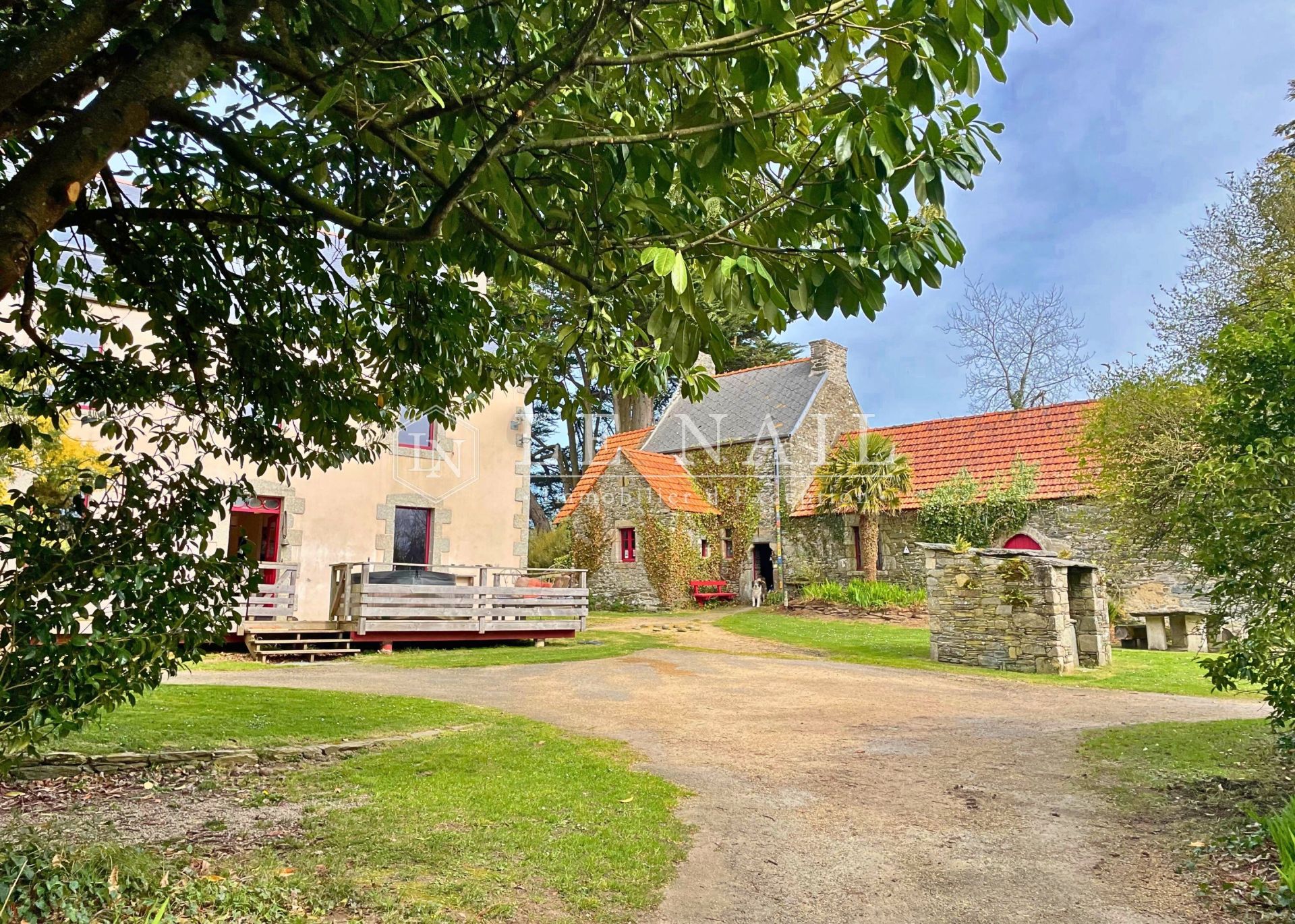 propriété 9 pièces en vente à MORLAIX (29600)