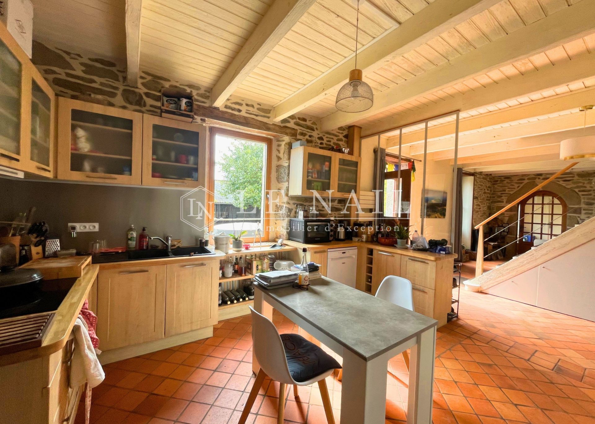 property 9 rooms for sale on MORLAIX (29600)