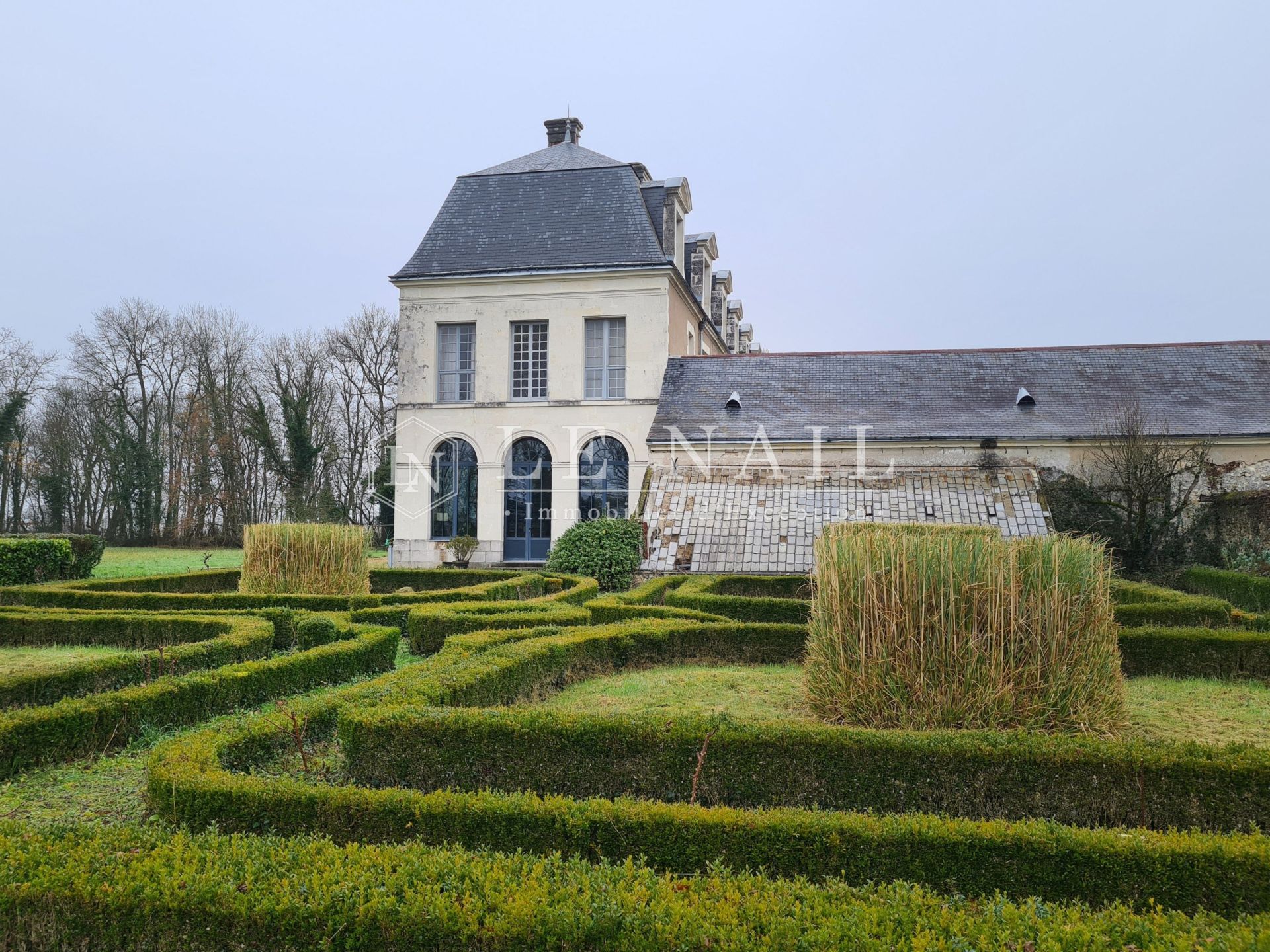 château 25 pièces en vente à BAUGE EN ANJOU (49150)