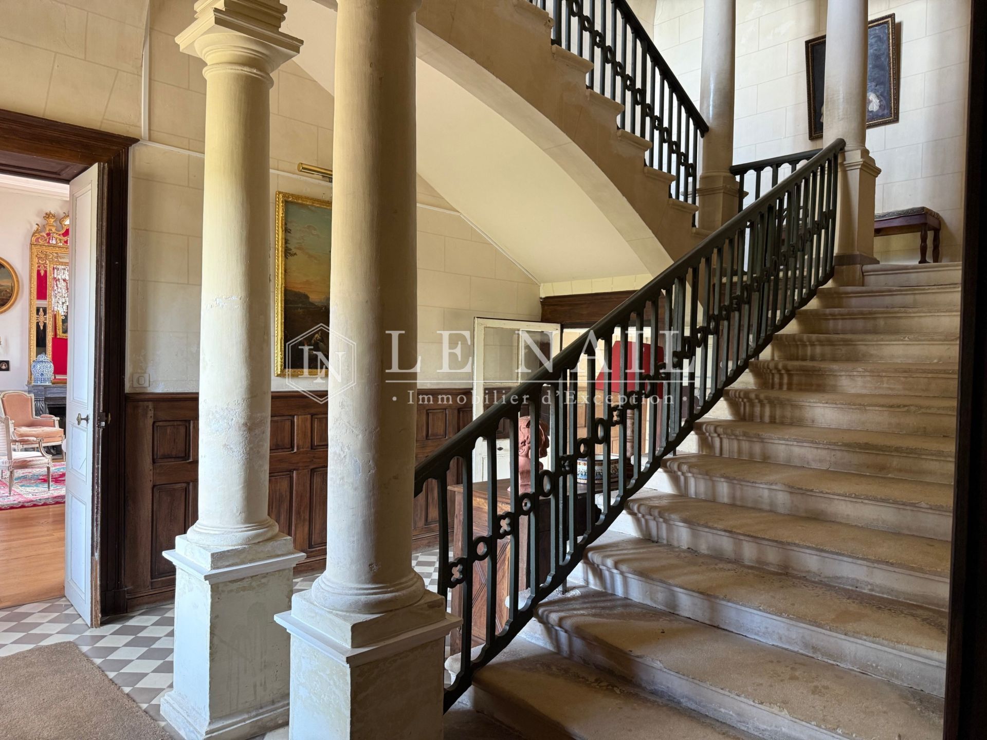 castle 25 rooms for sale on BAUGE EN ANJOU (49150)