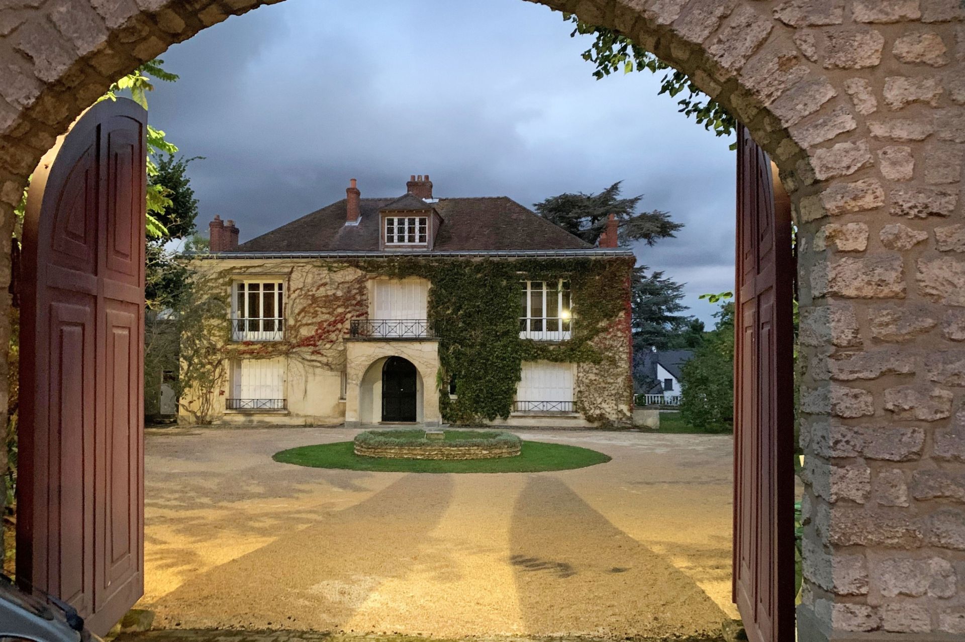 mansion 16 rooms for sale on ST GERMAIN EN LAYE (78100)