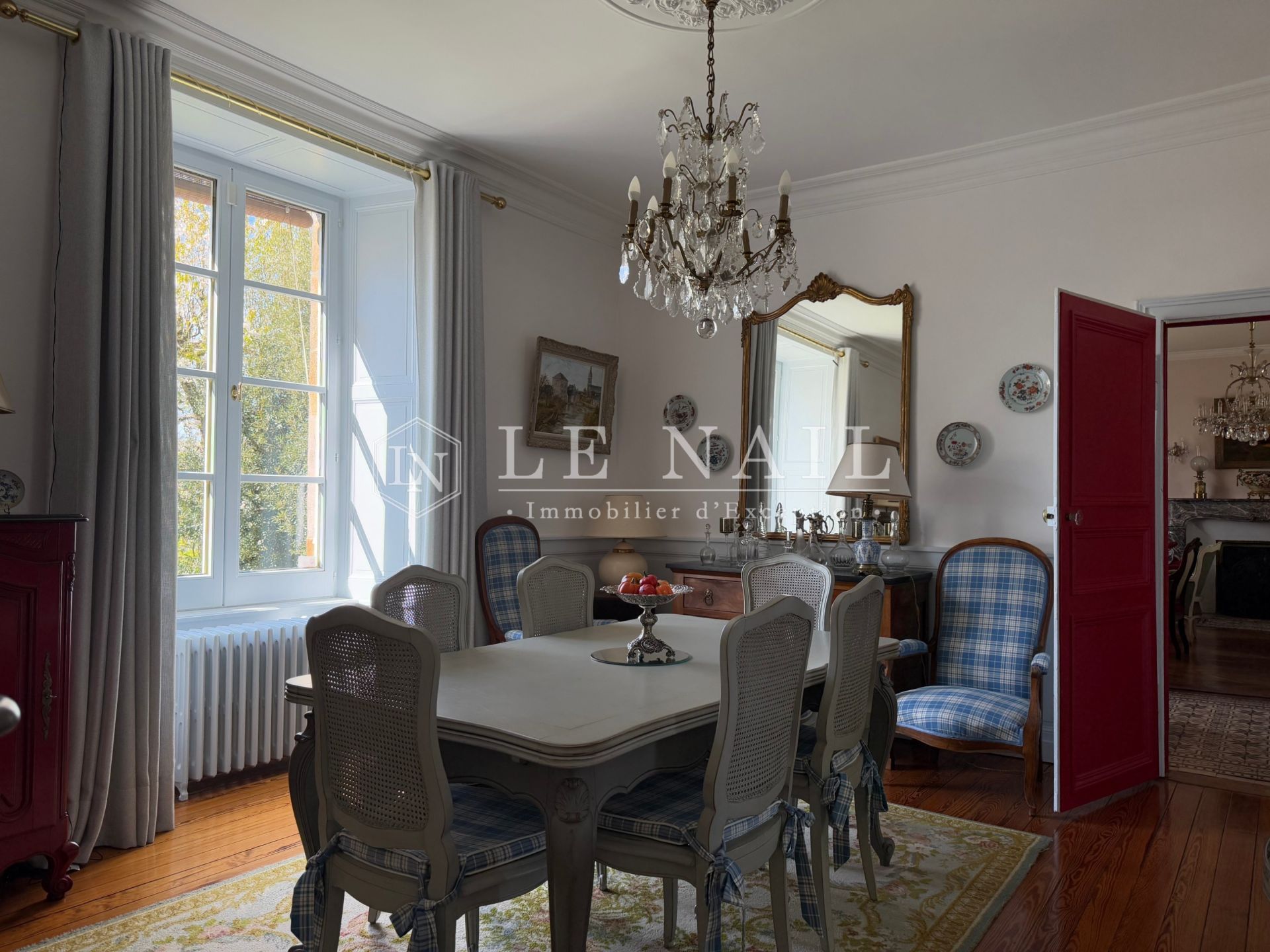 maison bourgeoise 11 pièces en vente à ERNEE (53500)