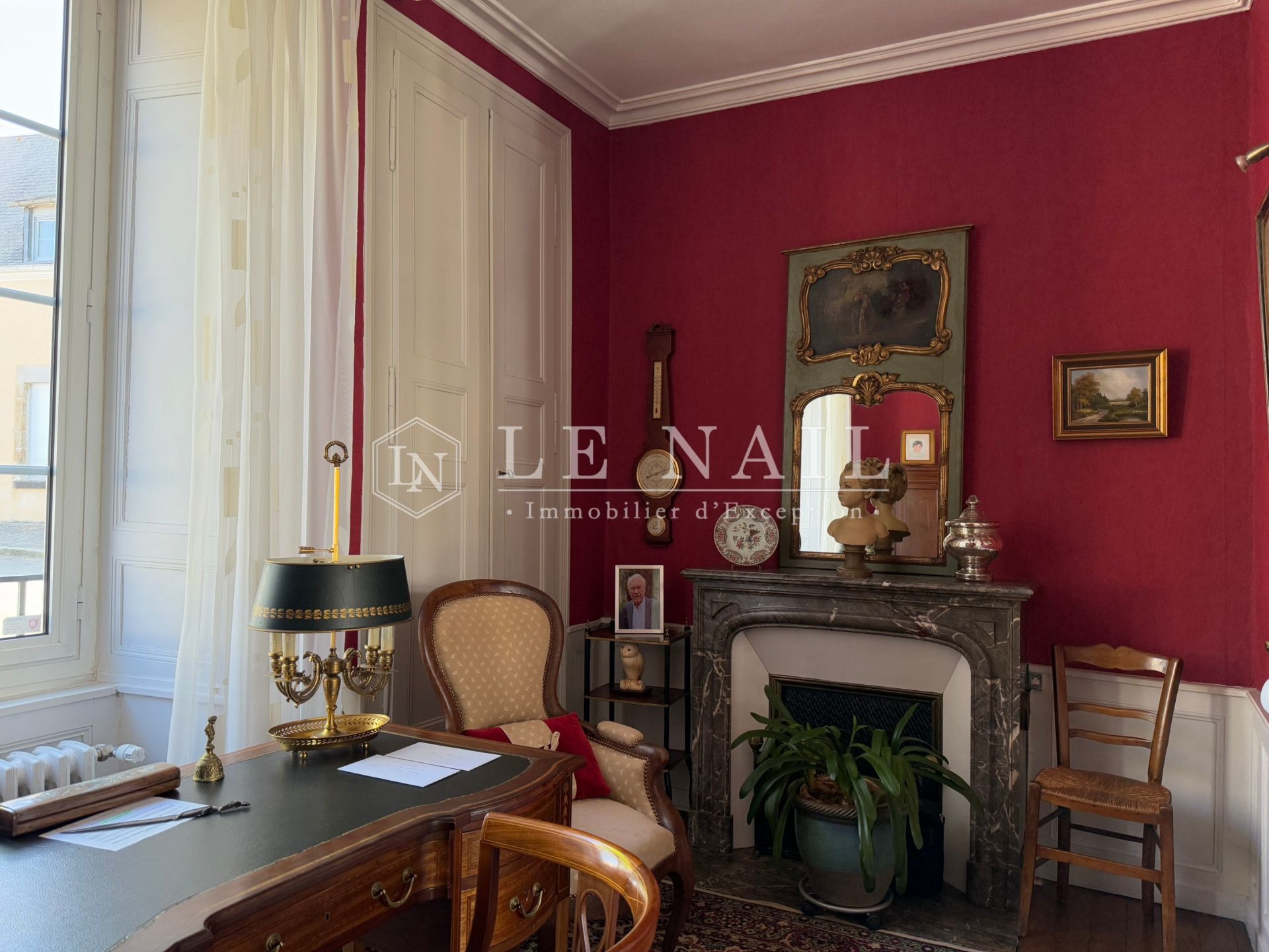 maison bourgeoise 11 pièces en vente à ERNEE (53500)