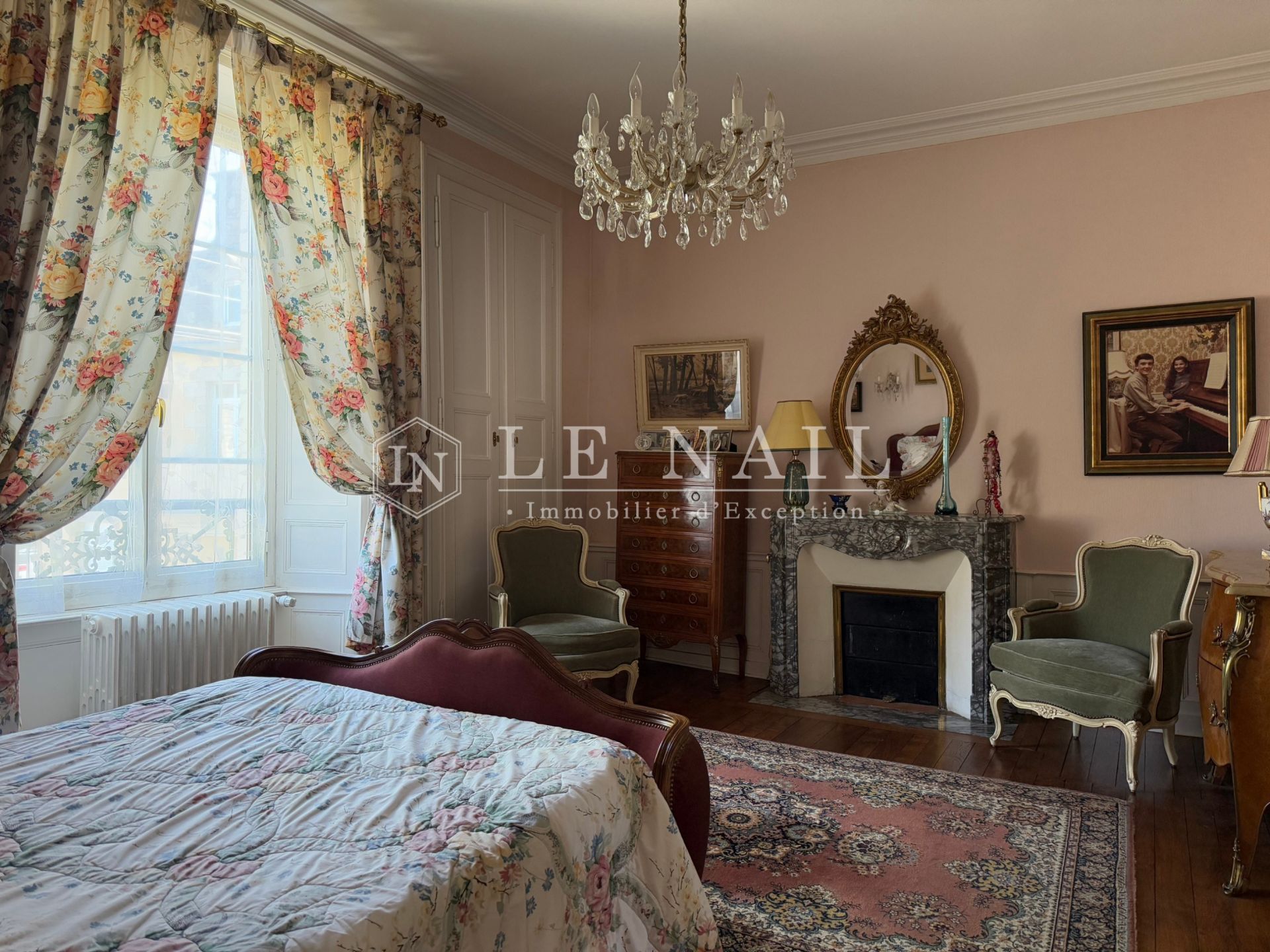 maison bourgeoise 11 pièces en vente à ERNEE (53500)