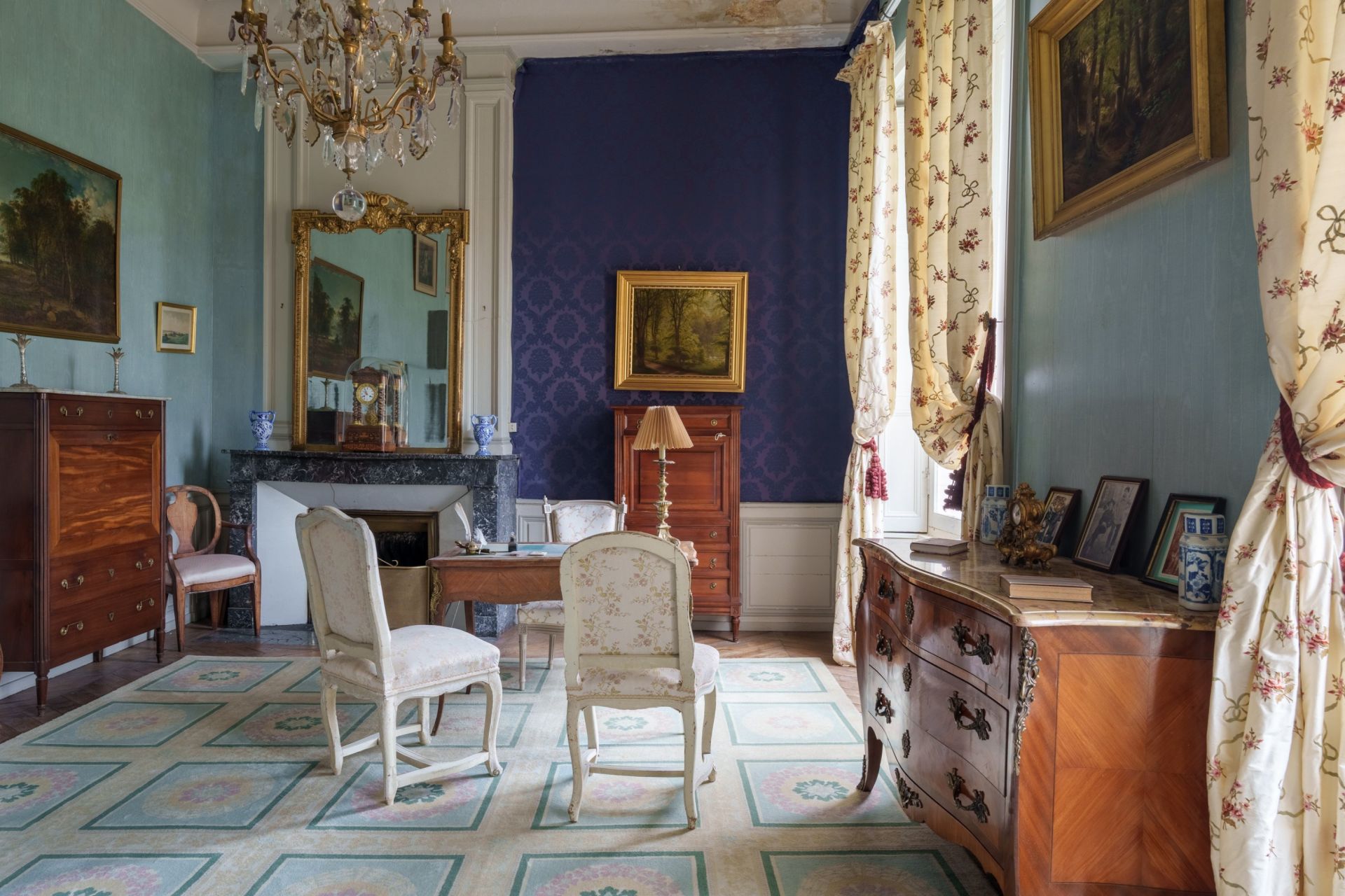 castle 36 rooms for sale on CHAUMONT (52000)