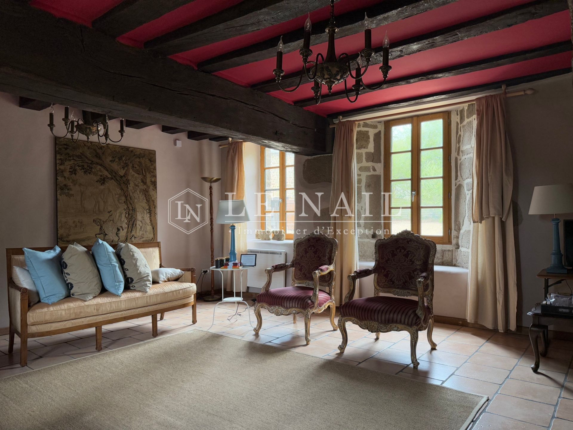 manoir 8 pièces en vente à MAYENNE (53100)