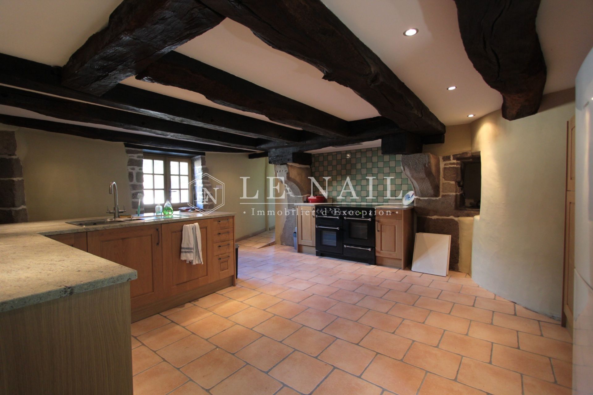 manoir 8 pièces en vente à MAYENNE (53100)
