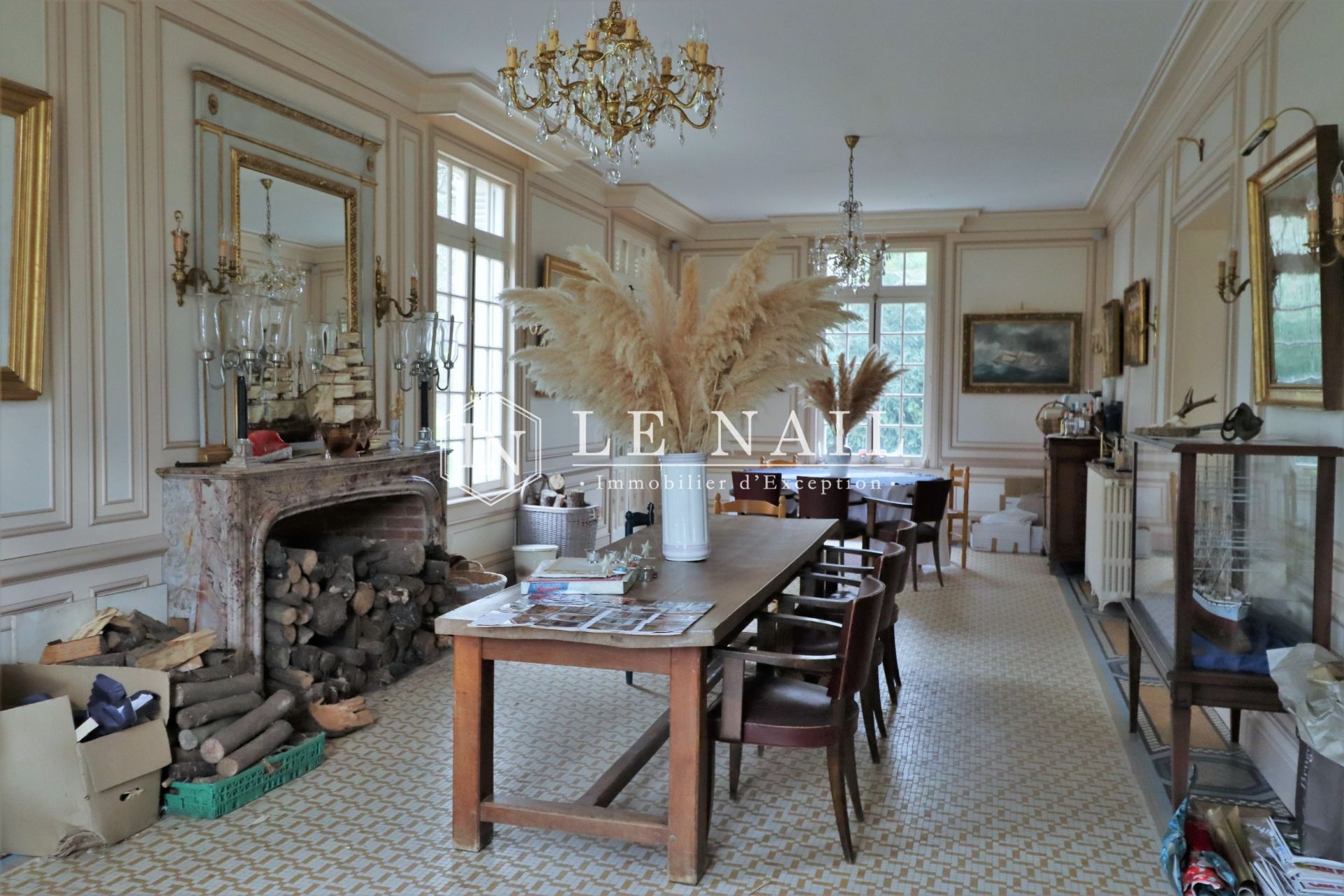 castle 13 rooms for sale on Rouen (76000)