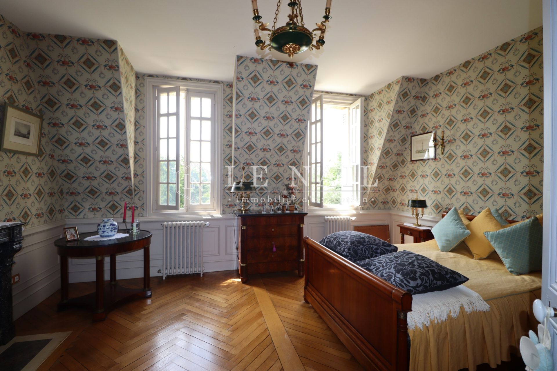 castle 13 rooms for sale on Rouen (76000)