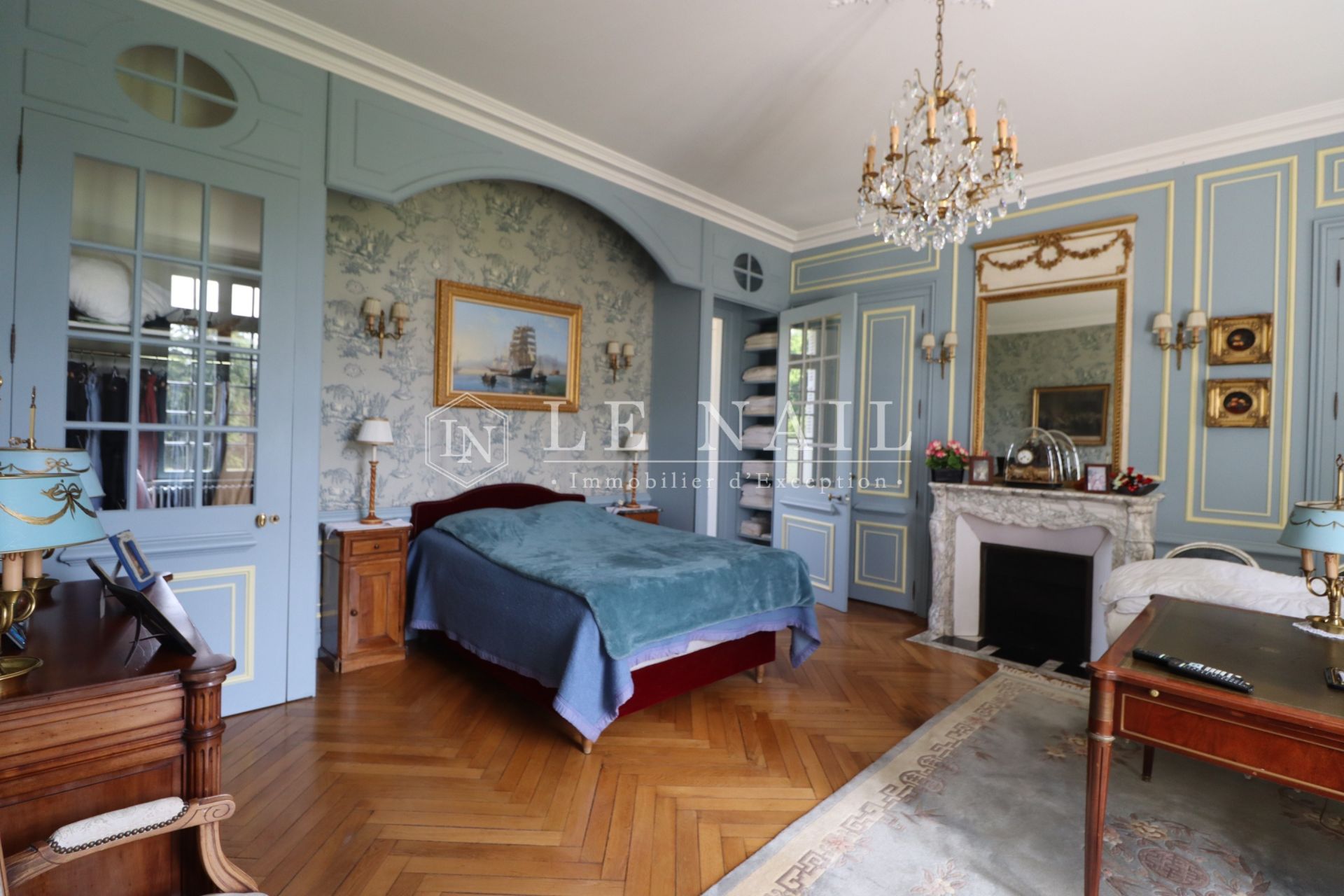 castle 13 rooms for sale on Rouen (76000)