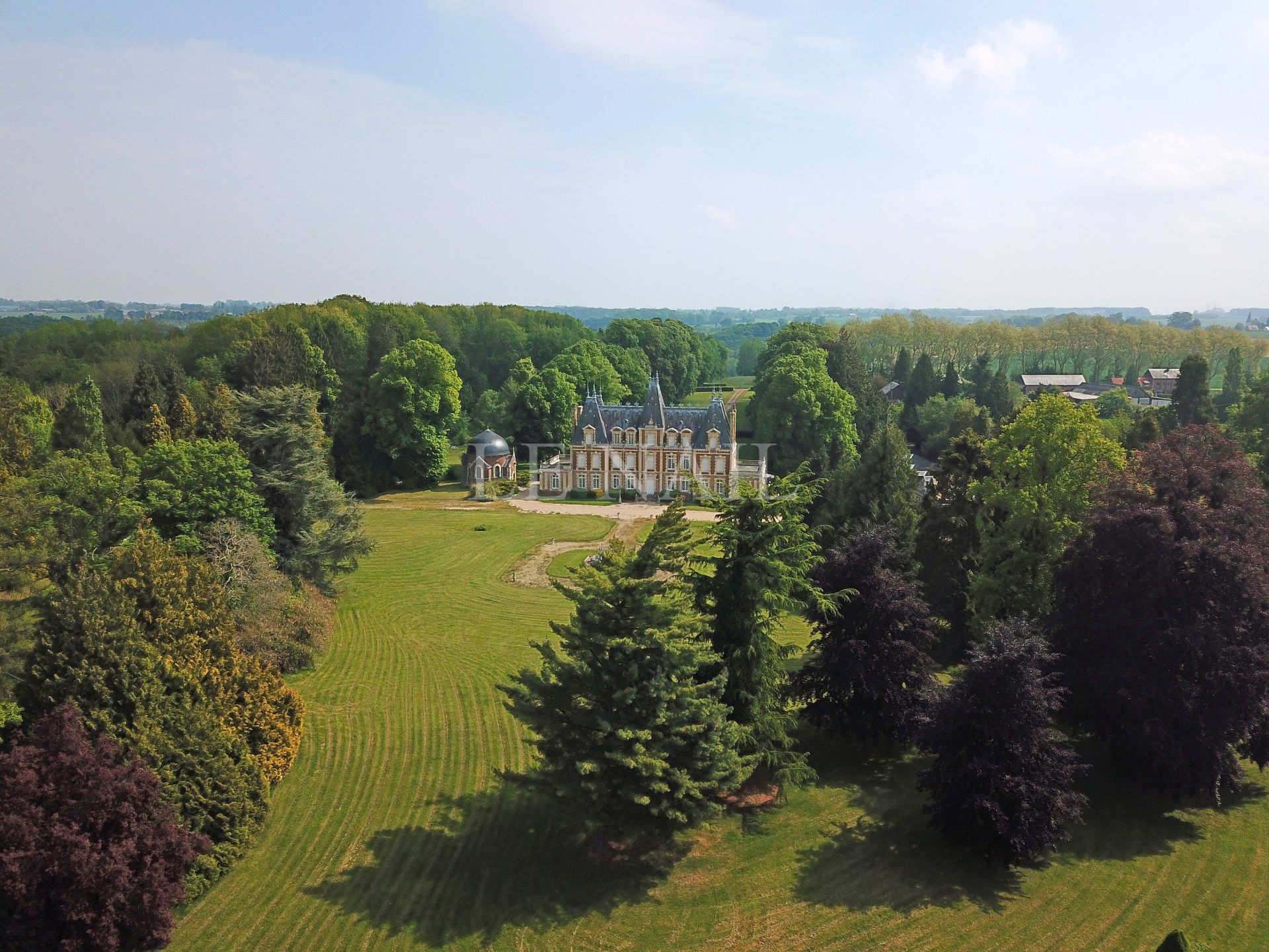 castle 13 rooms for sale on Rouen (76000)