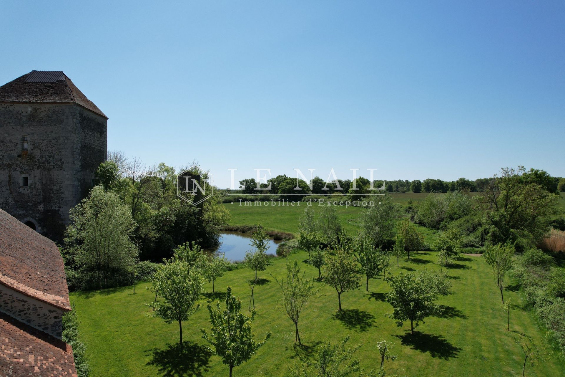 property 9 rooms for sale on ST POURCAIN SUR SIOULE (03500)