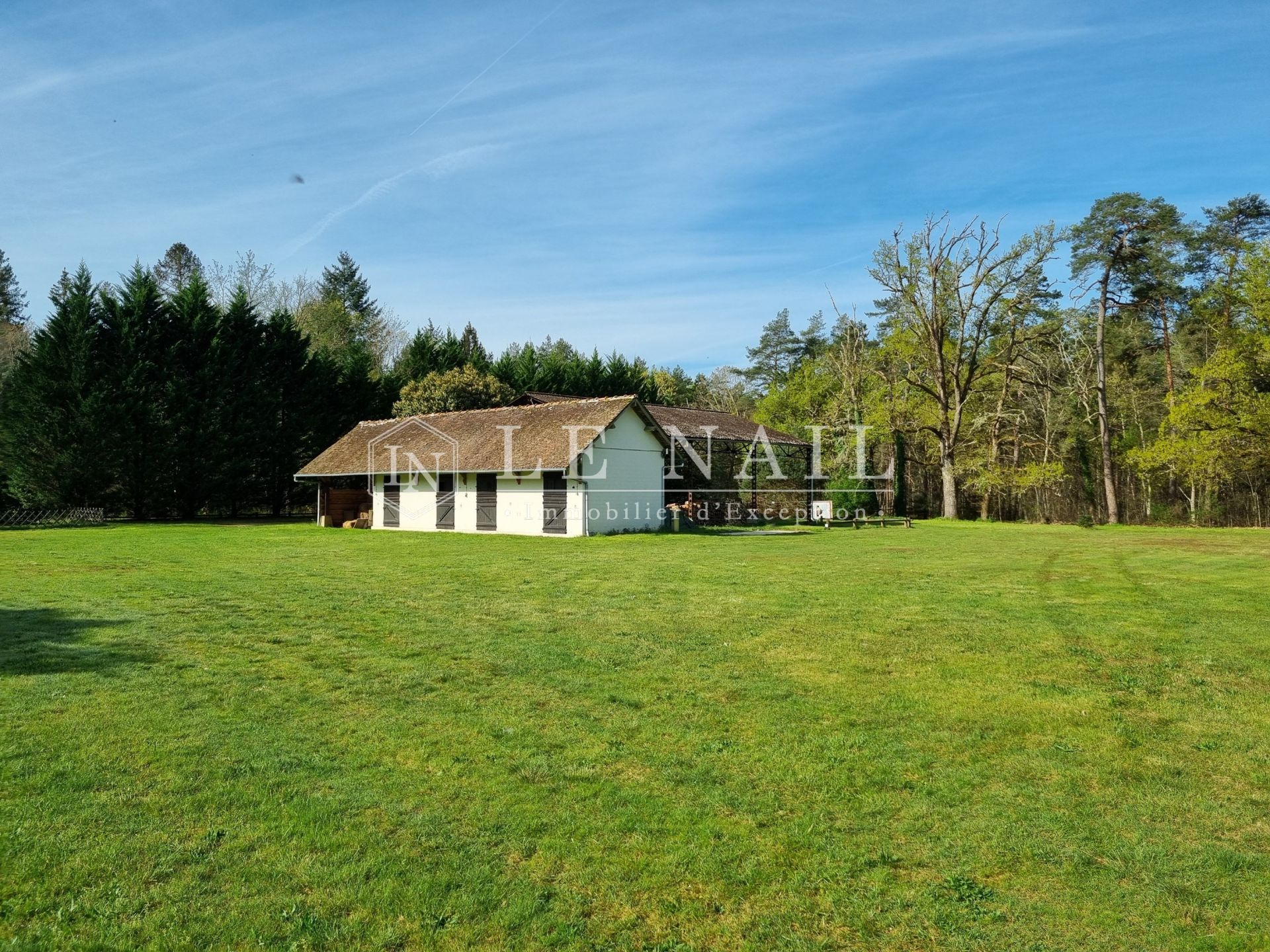 property 16 rooms for sale on SALBRIS (41300)