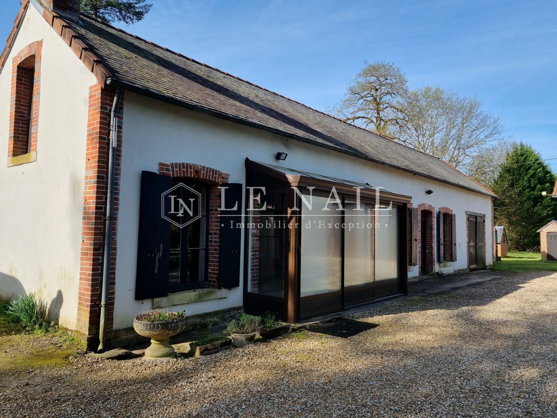 property 16 rooms for sale on SALBRIS (41300)