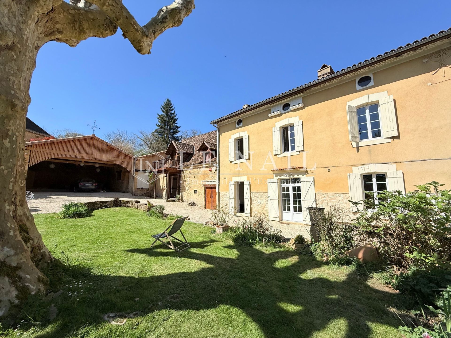 maison traditionnelle 6 pièces en vente à VAL DE LOUYRE ET CAUDEAU (24510)