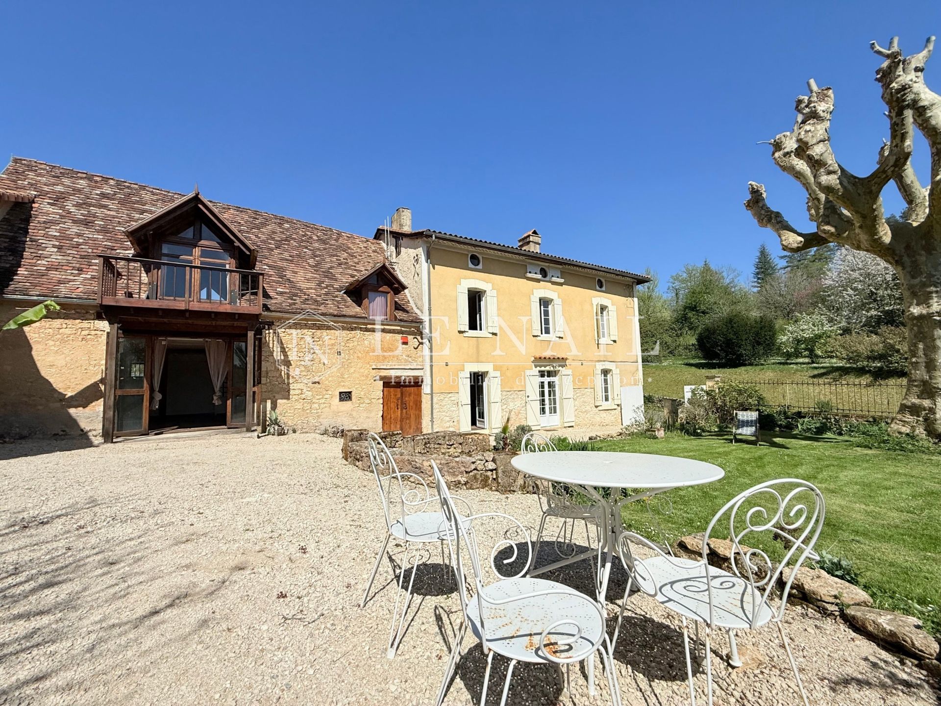 maison traditionnelle 6 pièces en vente à VAL DE LOUYRE ET CAUDEAU (24510)