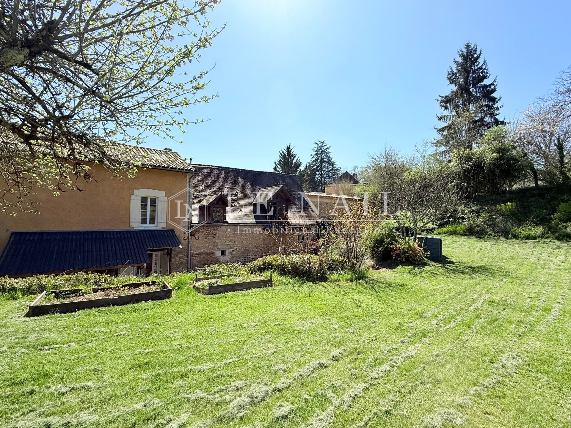 maison traditionnelle 6 pièces en vente à VAL DE LOUYRE ET CAUDEAU (24510)