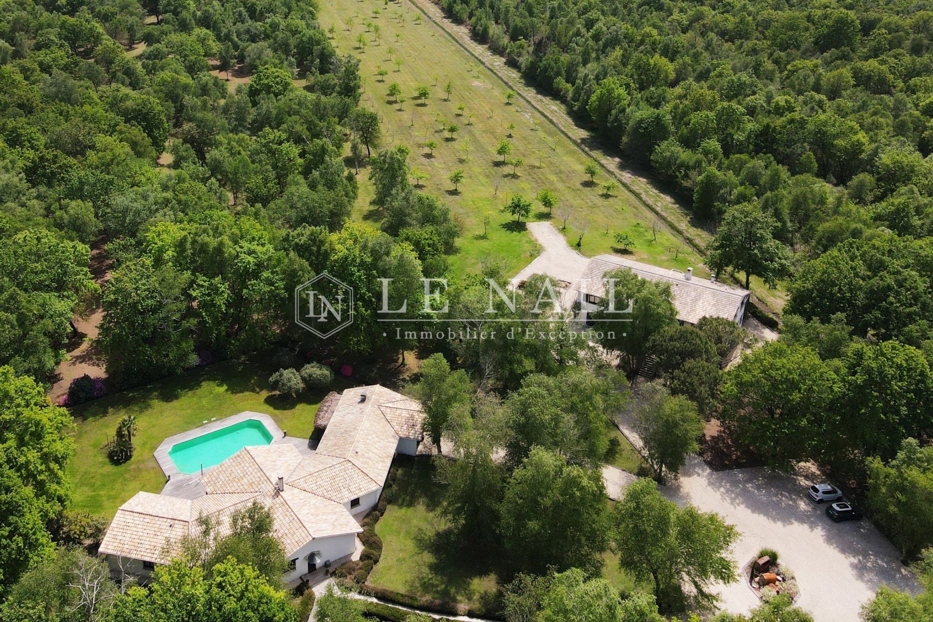 property 9 rooms for sale on ARCACHON (33120)