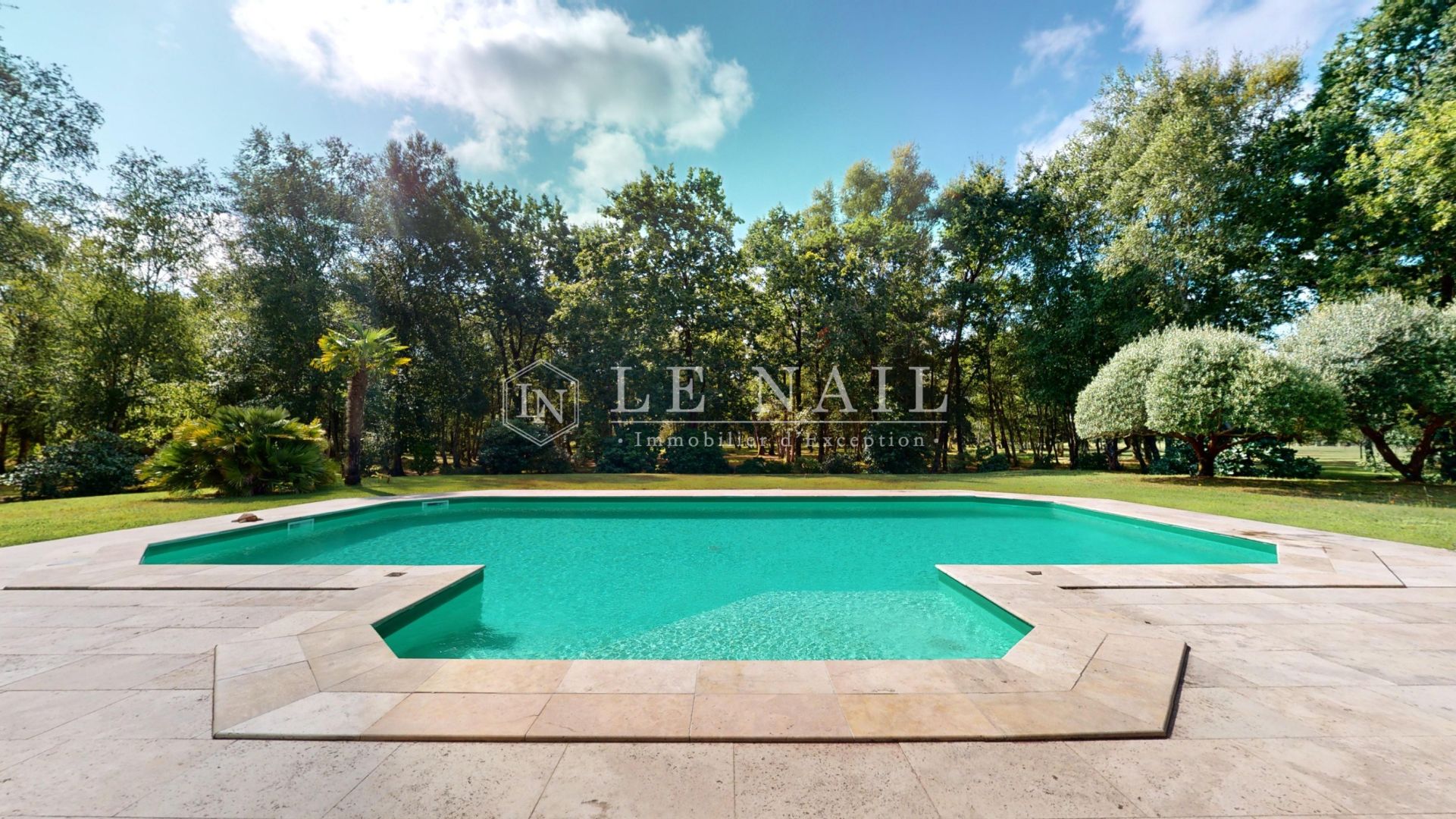property 9 rooms for sale on ARCACHON (33120)