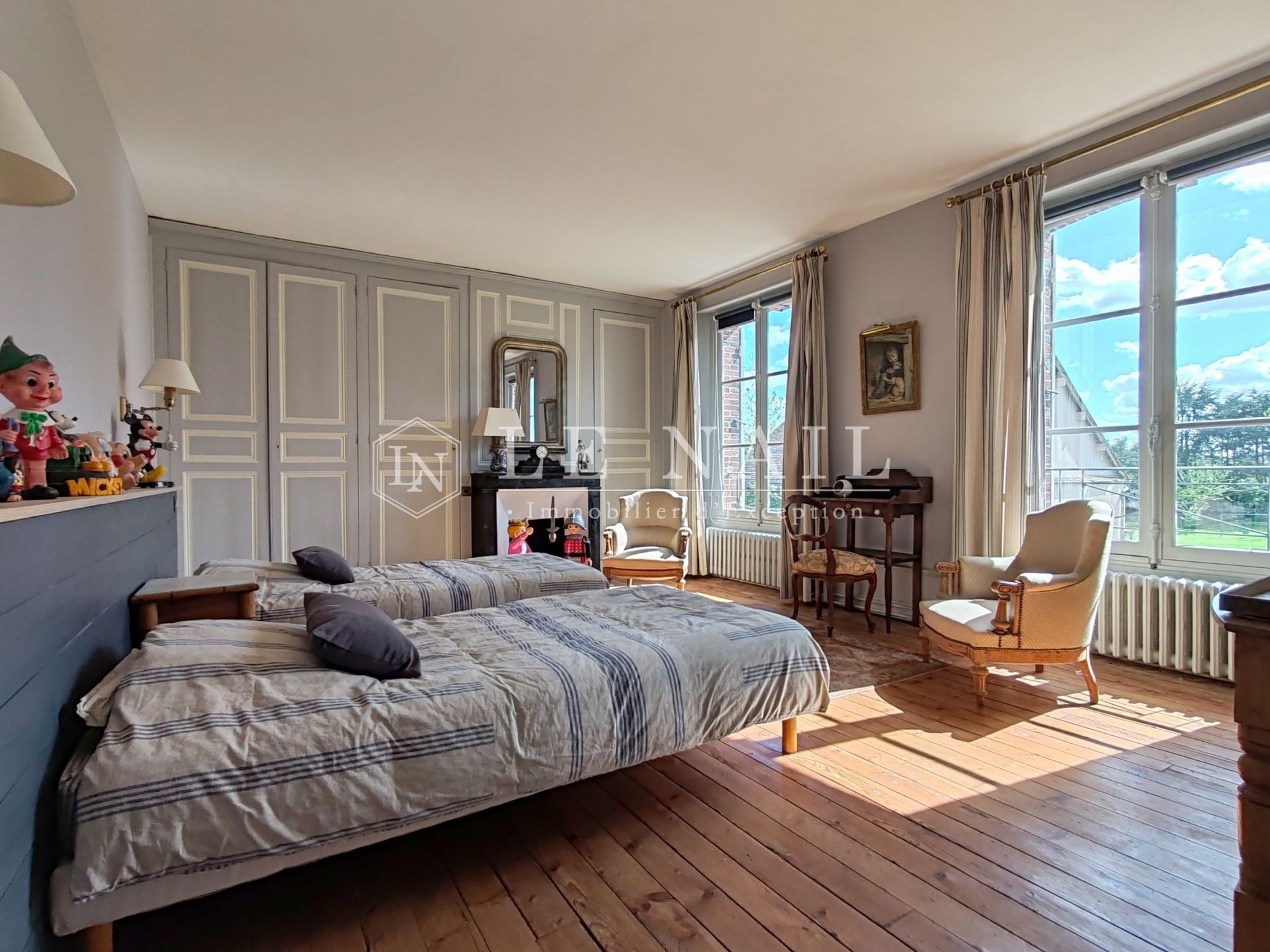 mansion 11 rooms for sale on THIMERT GATELLES (28170)