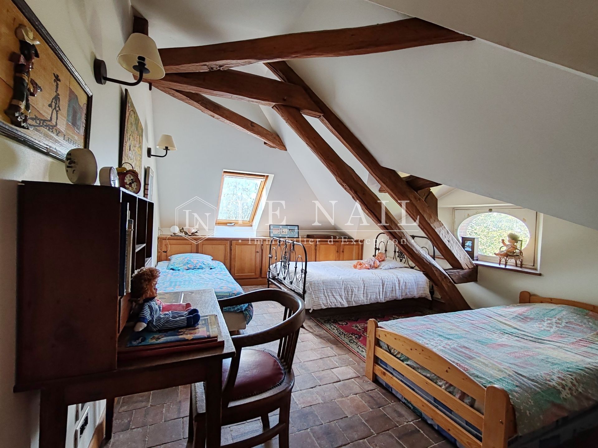 mansion 11 rooms for sale on THIMERT GATELLES (28170)