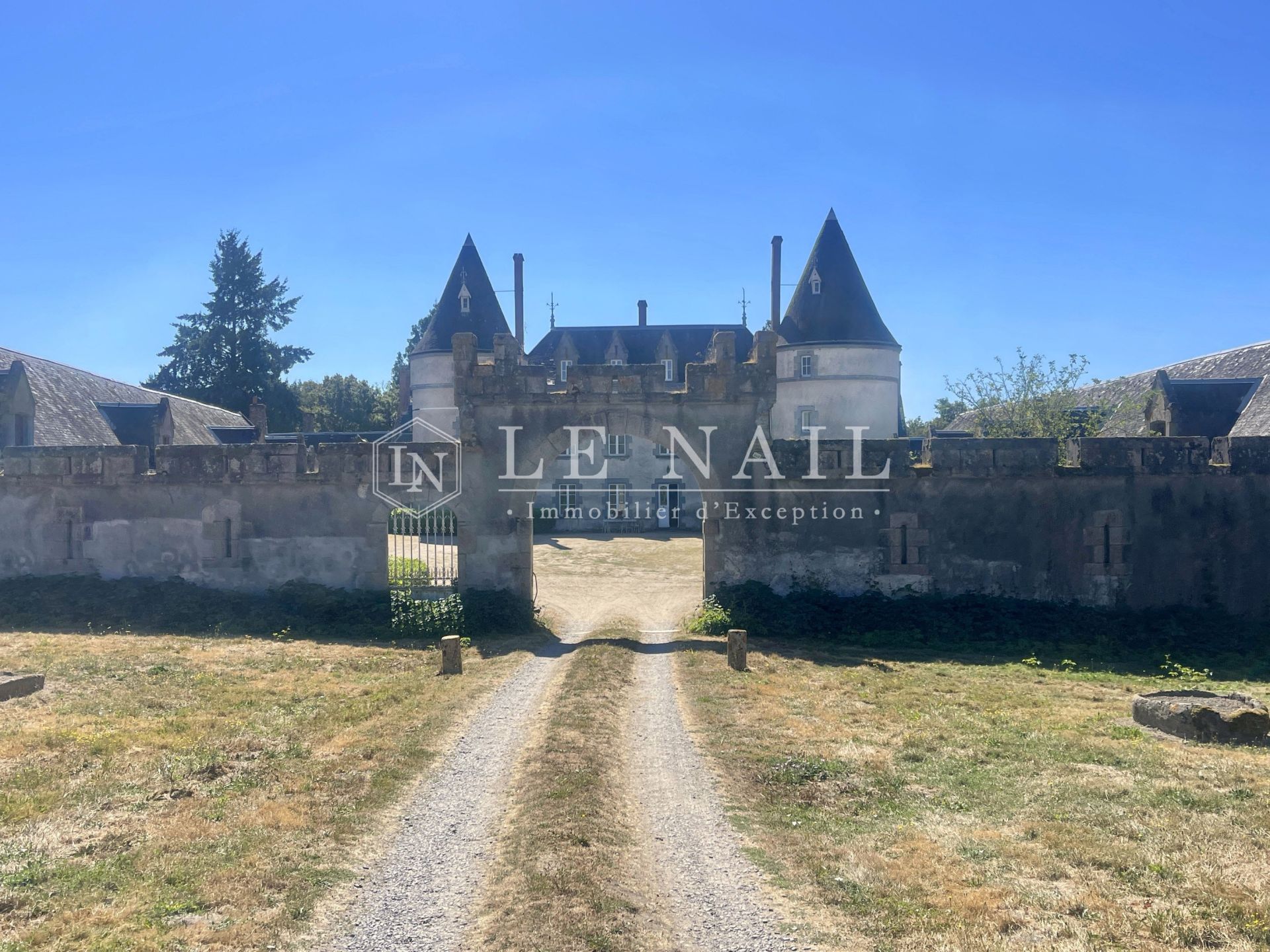 château 14 pièces en vente à LIMOGES (87000)