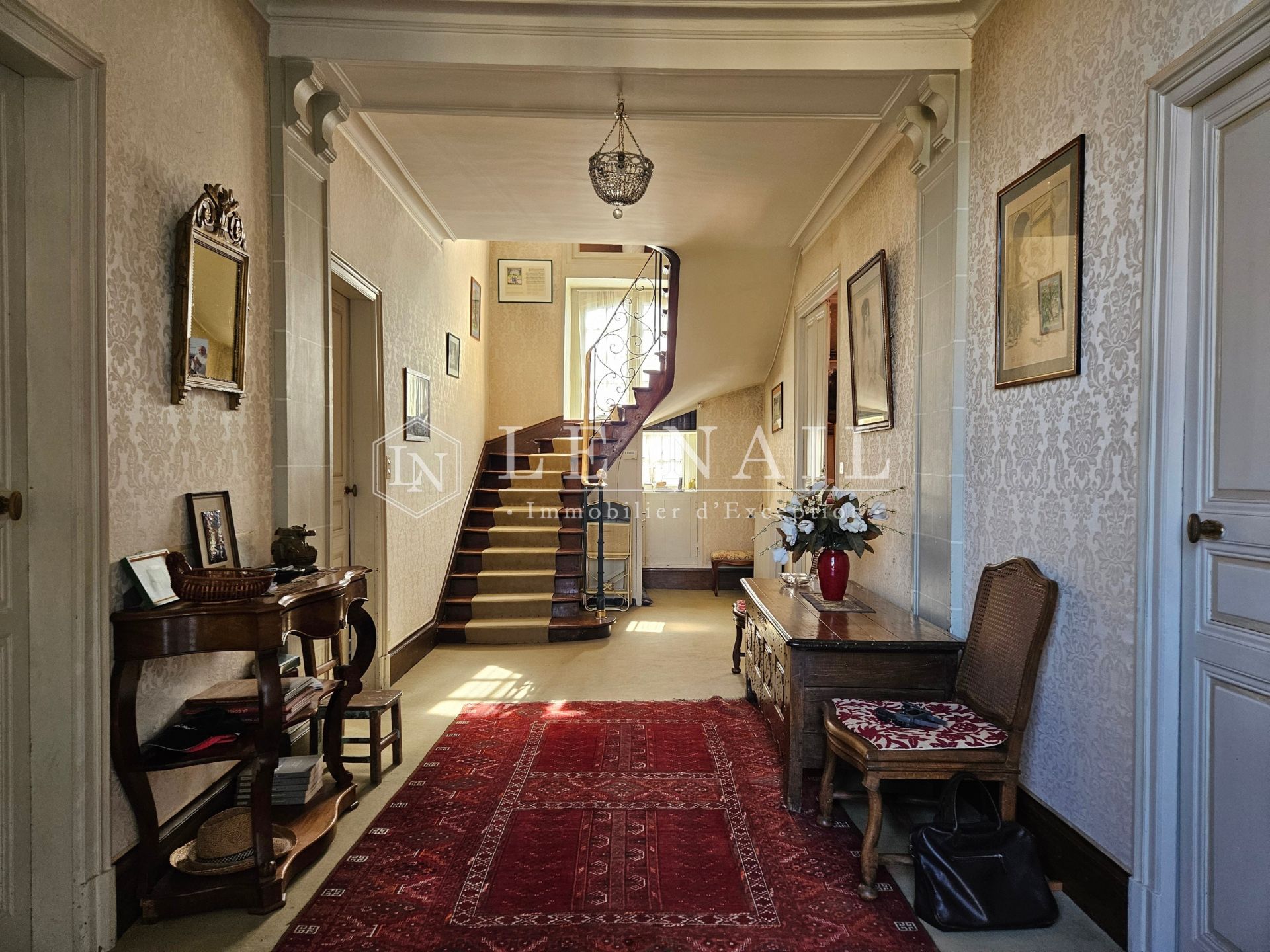 maison de ville 12 pièces en vente à CHATEAU GONTIER (53200)