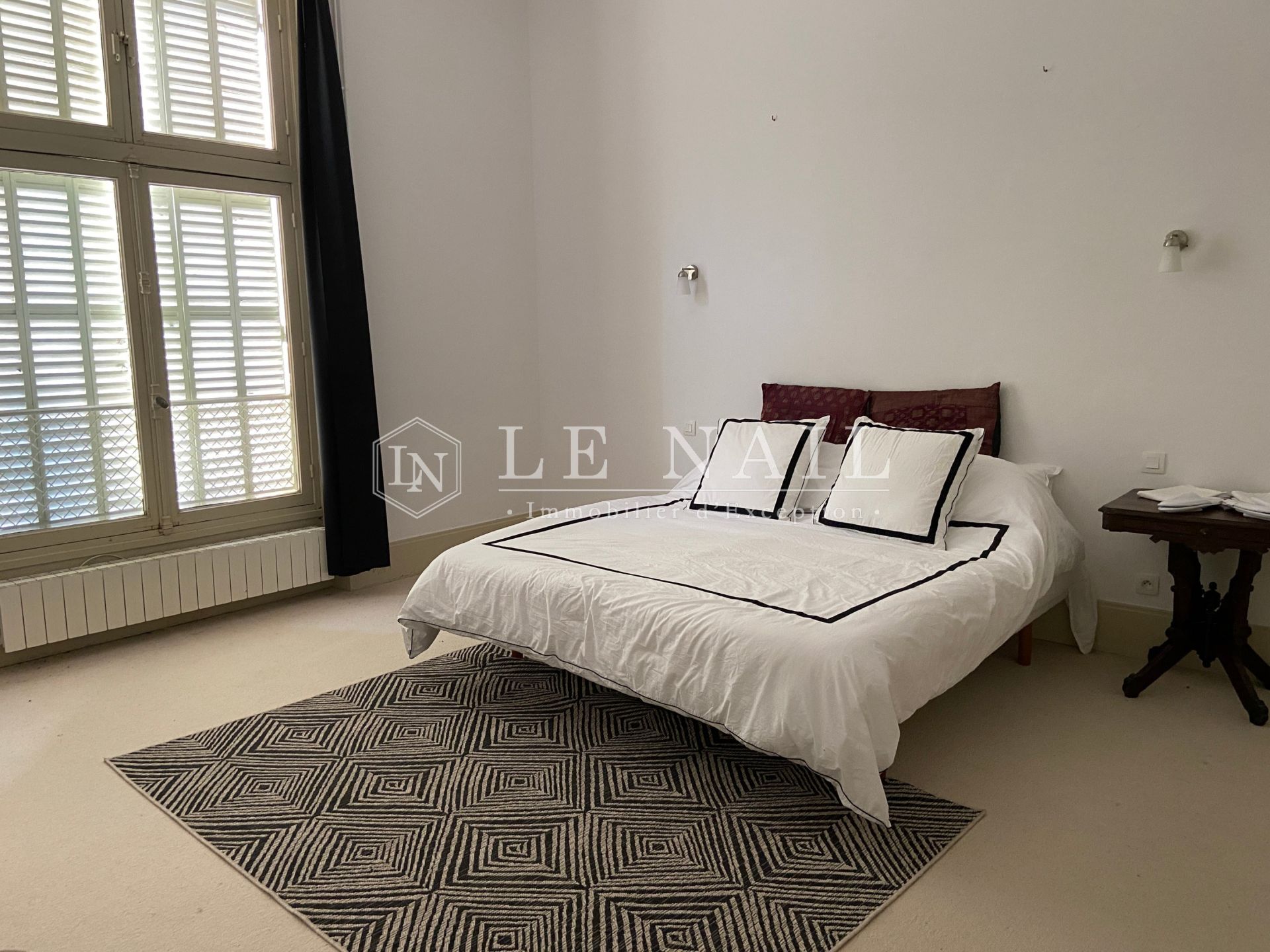 castle 30 rooms for sale on NEVERS (58000)