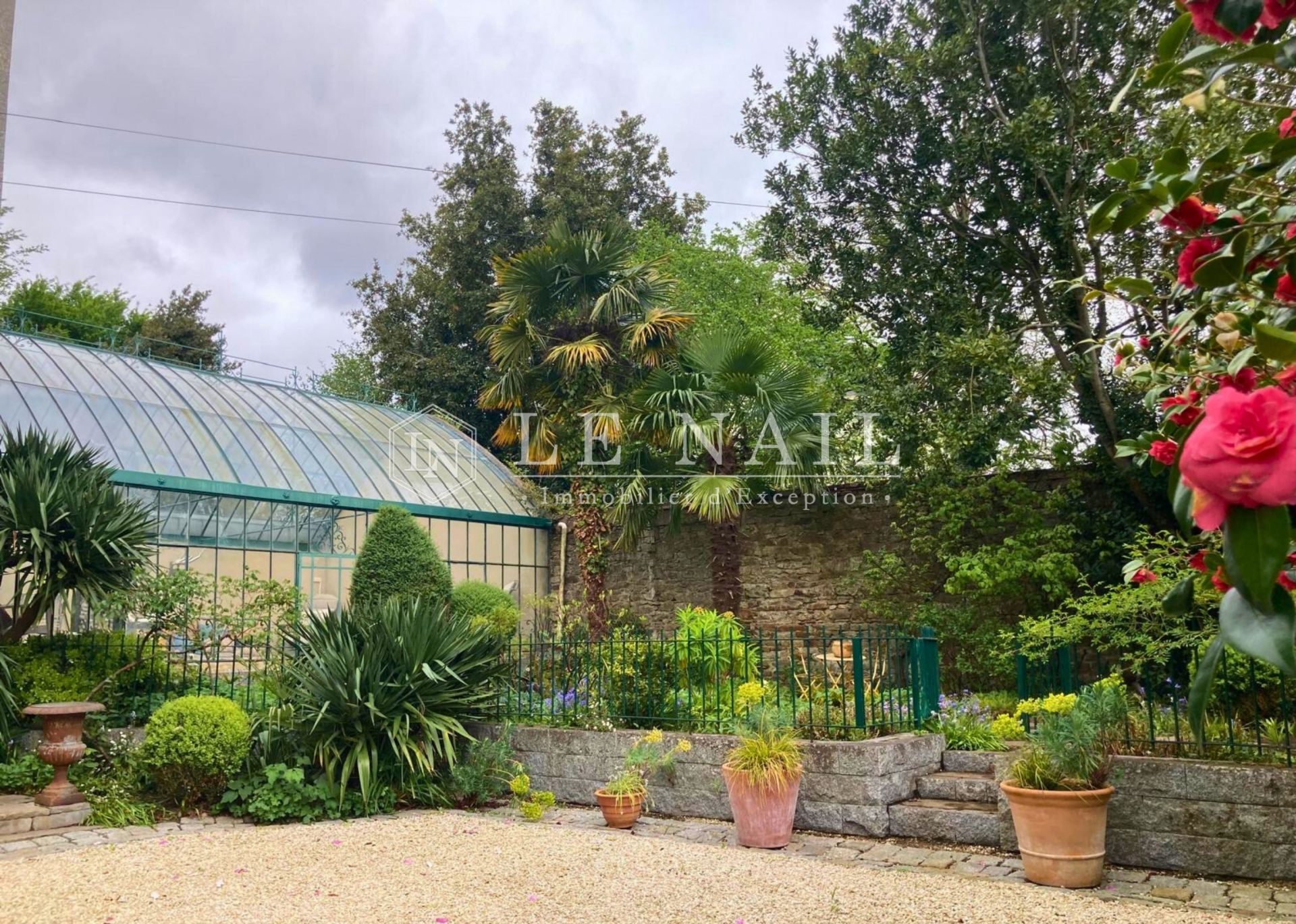 hôtel particulier 10 pièces en vente à GUINGAMP (22200)