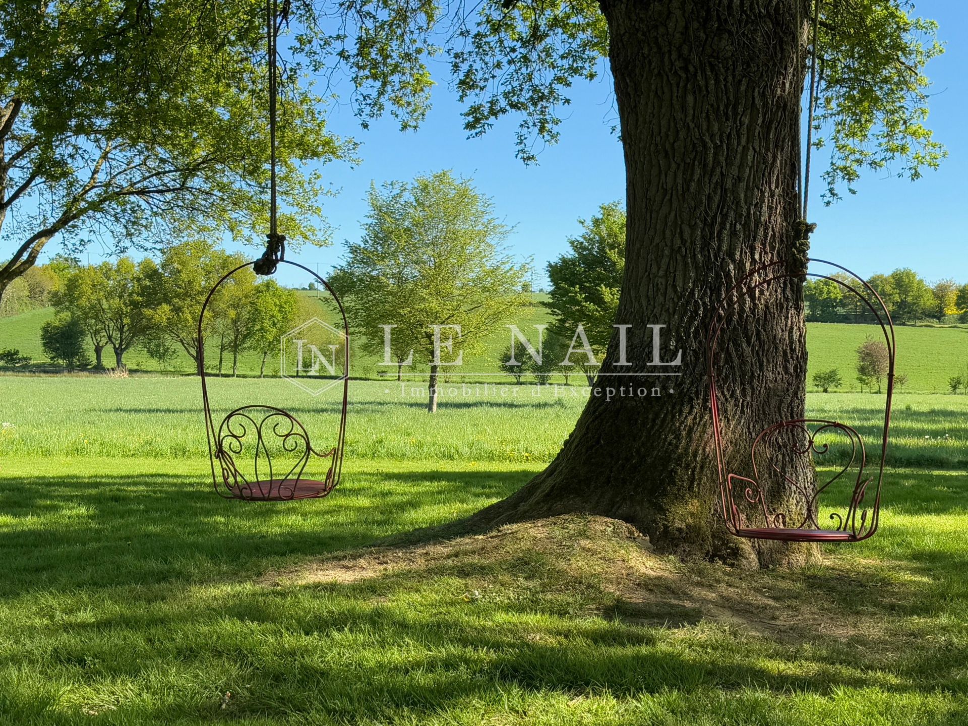 manoir 11 pièces en vente à CRAON (53400)