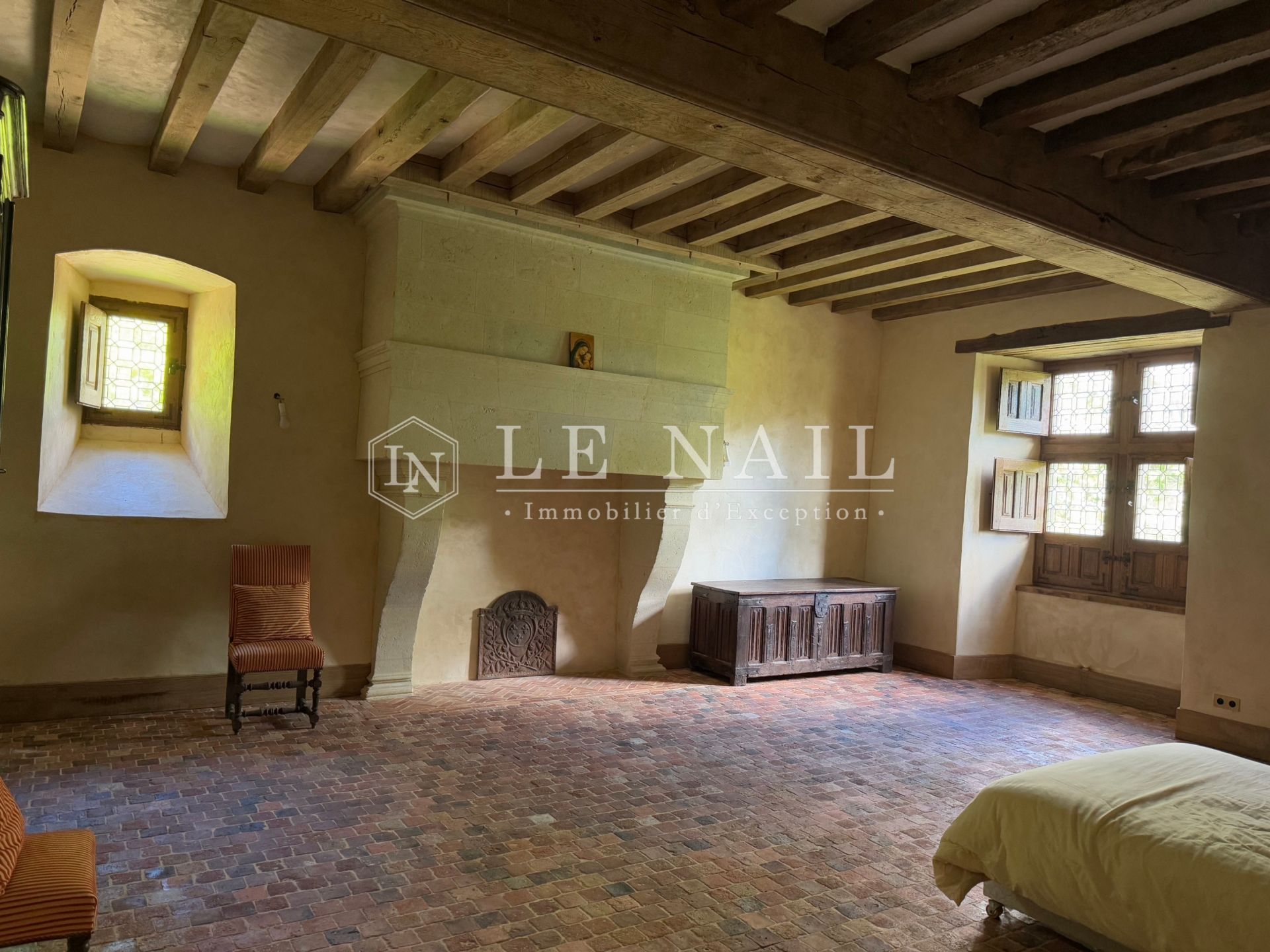 manor house 11 rooms for sale on CRAON (53400)