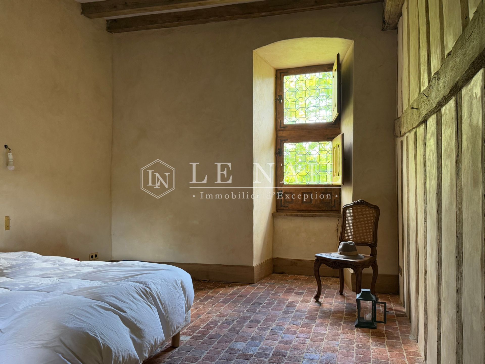 manor house 11 rooms for sale on CRAON (53400)