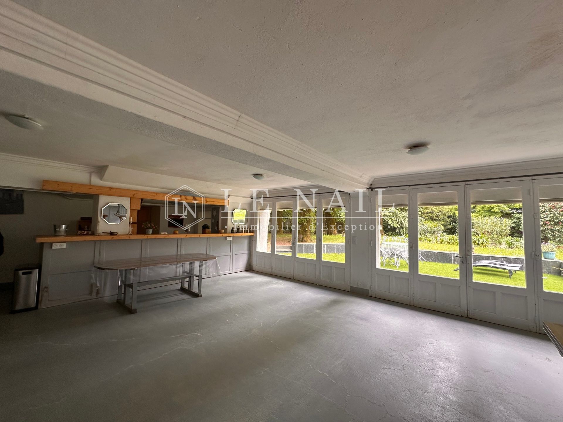 house 12 rooms for sale on VALLONS DE L ERDRE (44540)