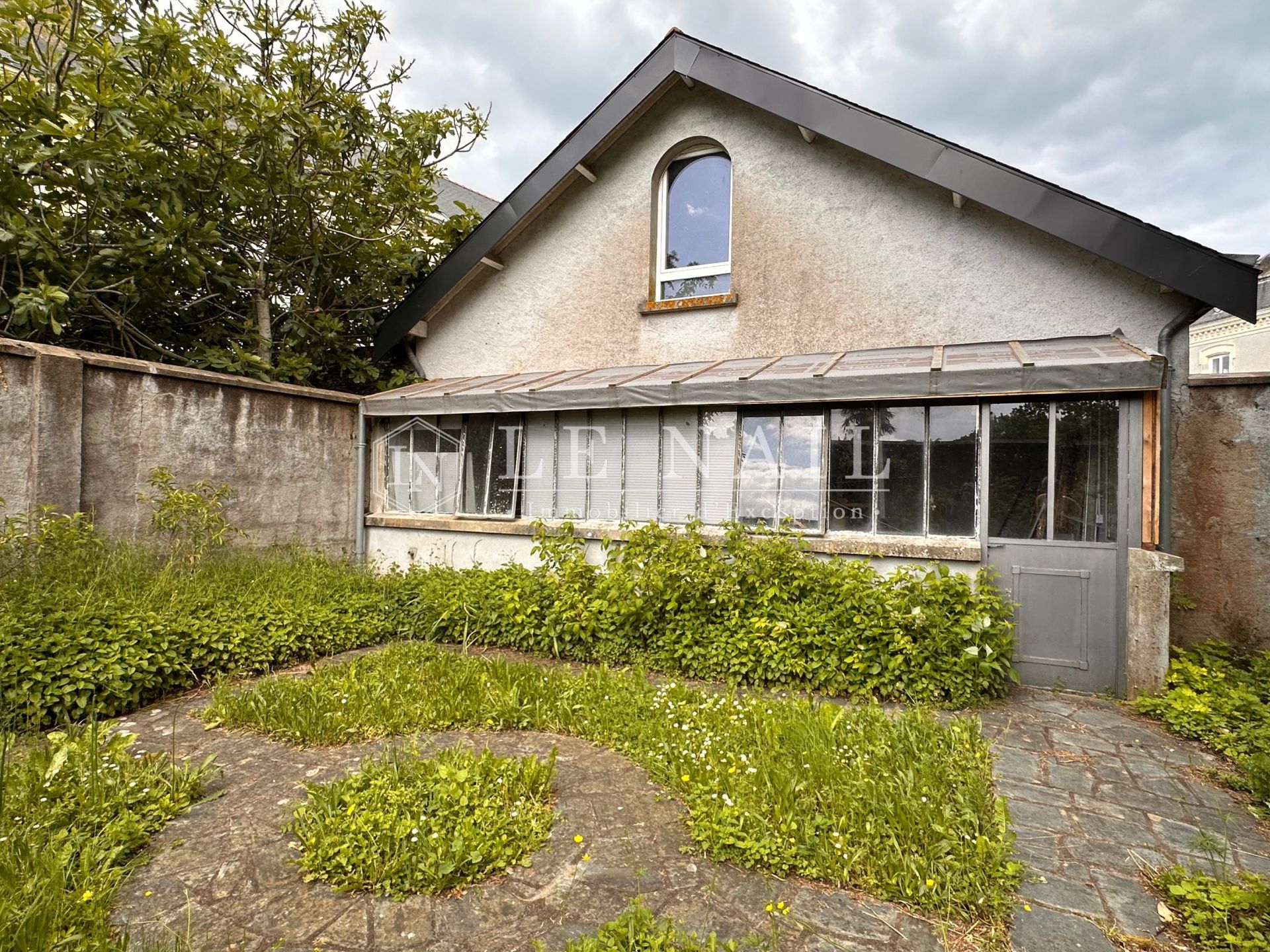 house 12 rooms for sale on VALLONS DE L ERDRE (44540)