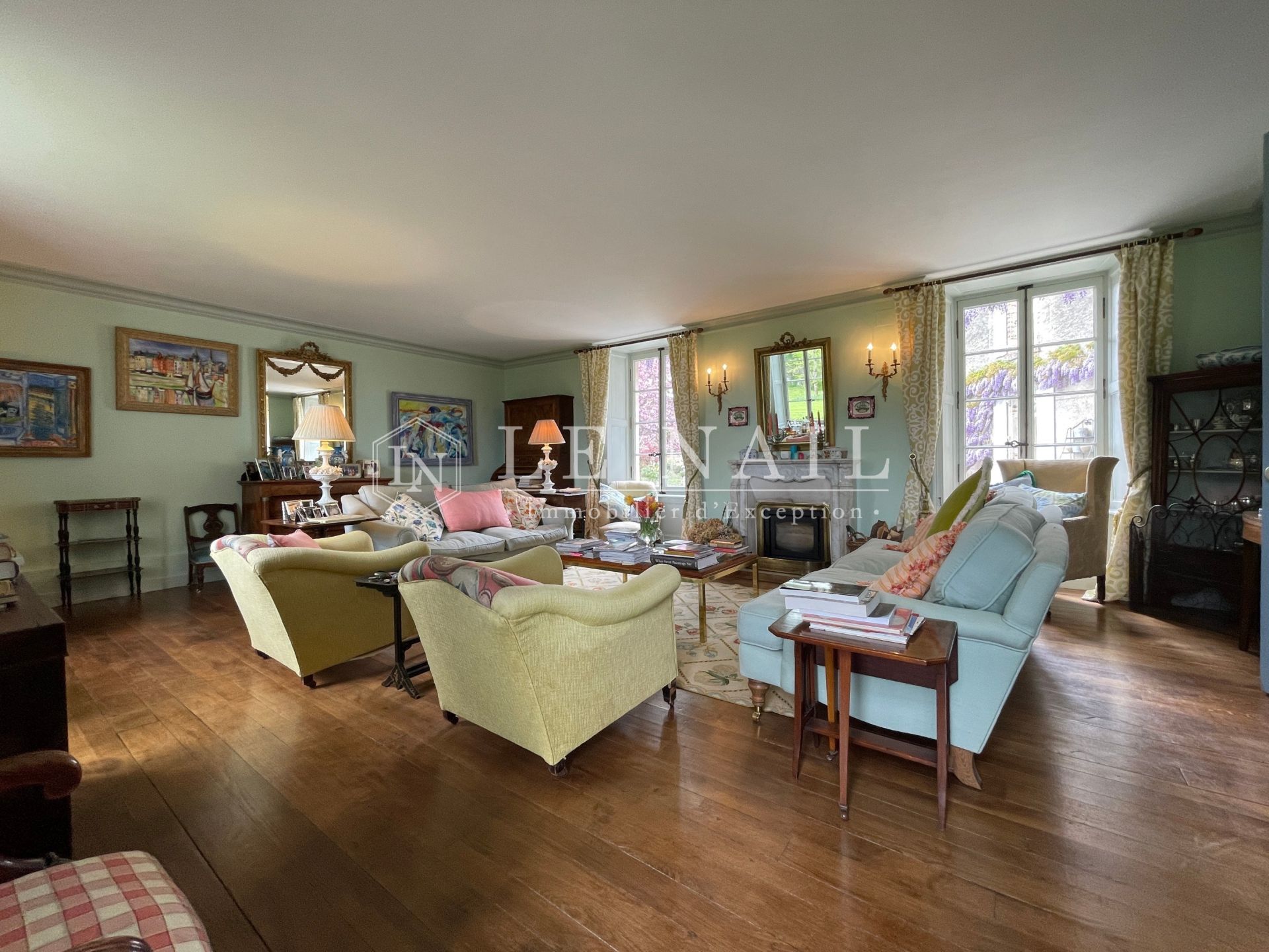 castle 23 rooms for sale on FONTENAY LE COMTE (85200)