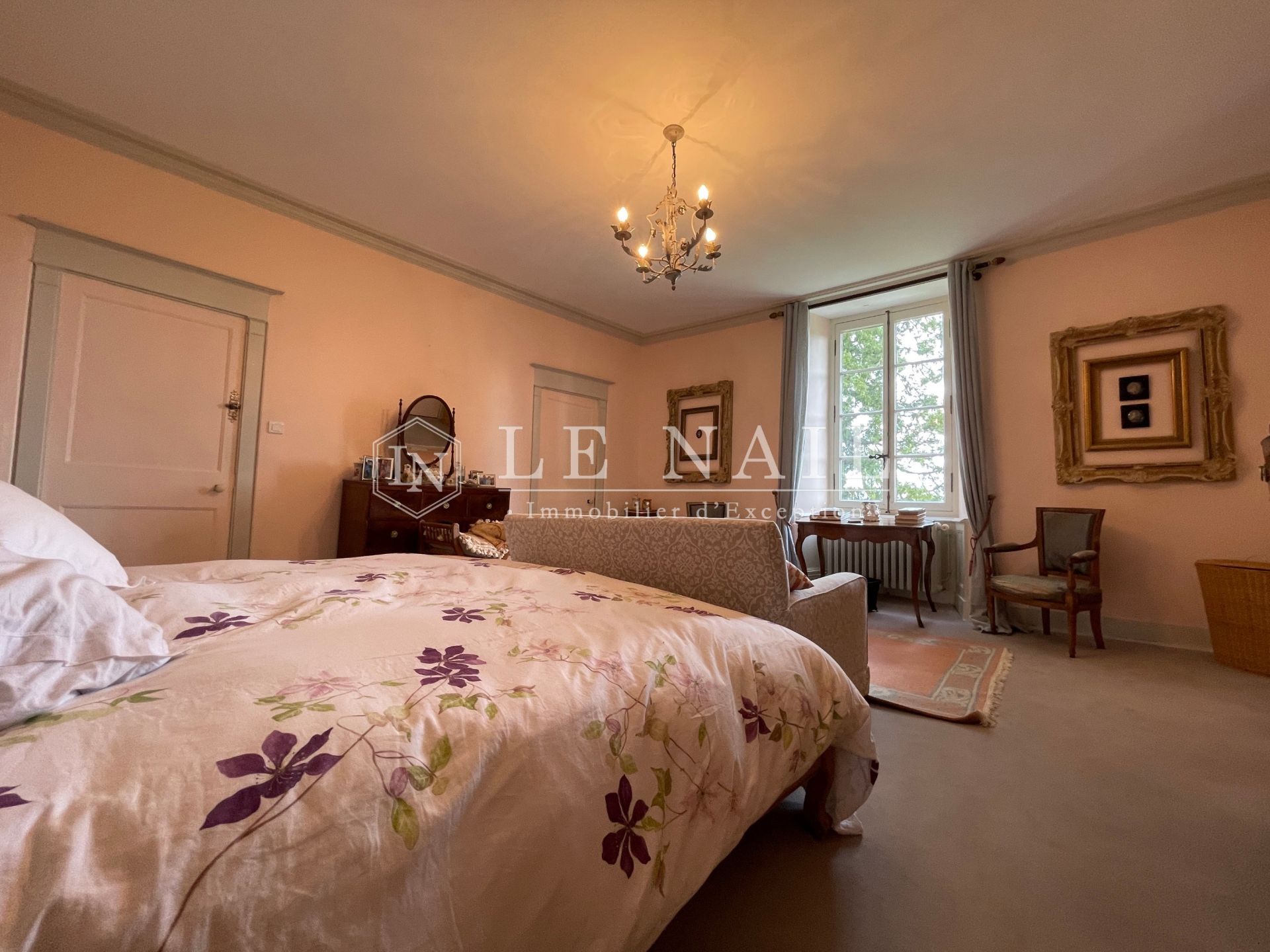castle 23 rooms for sale on FONTENAY LE COMTE (85200)