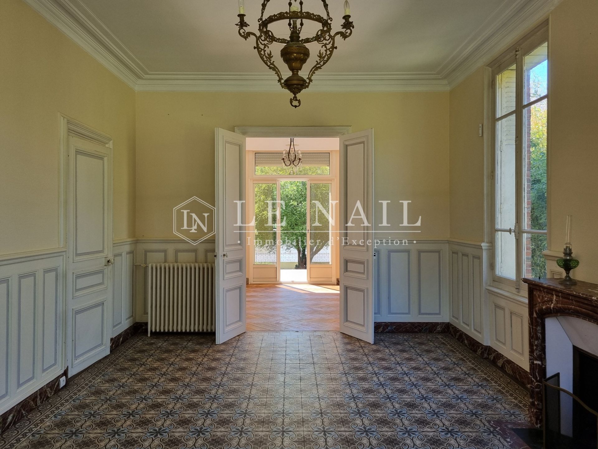 hôtel particulier 9 pièces en vente à ORLEANS (45000)